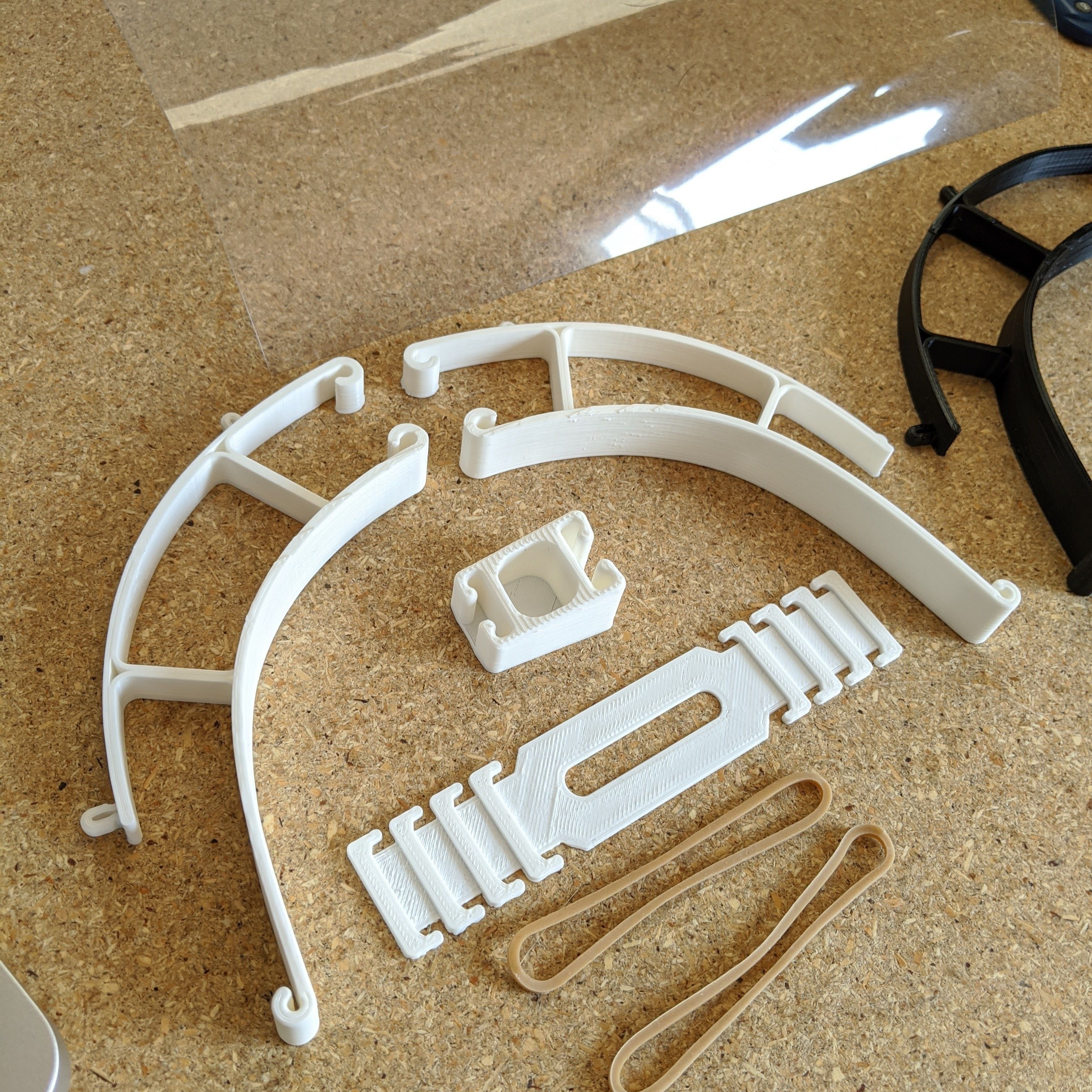 FACE SHIELD FOR SMALLER 3D PRINTERS Free 3D print model_1