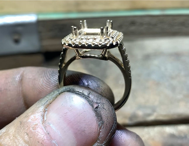 Emerald  double  halo engagement anello  tiffany smeraldo an 218 3D print model
