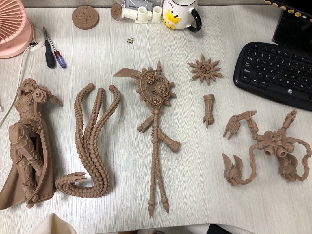 Heresylab - Female priest Domina 3D print model_4