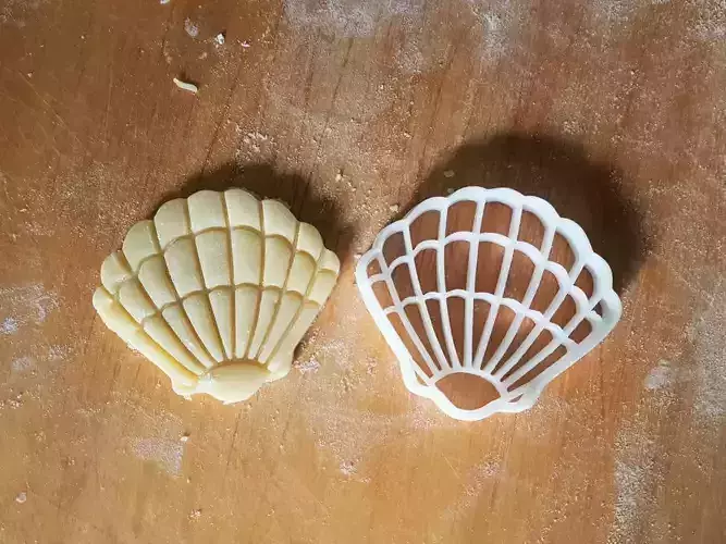 Shell cookie cutter