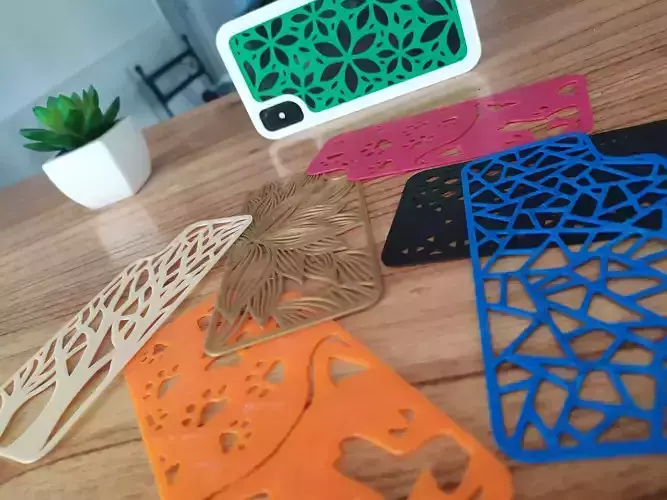 INTERCHANGEABLE IPHONE X CASE