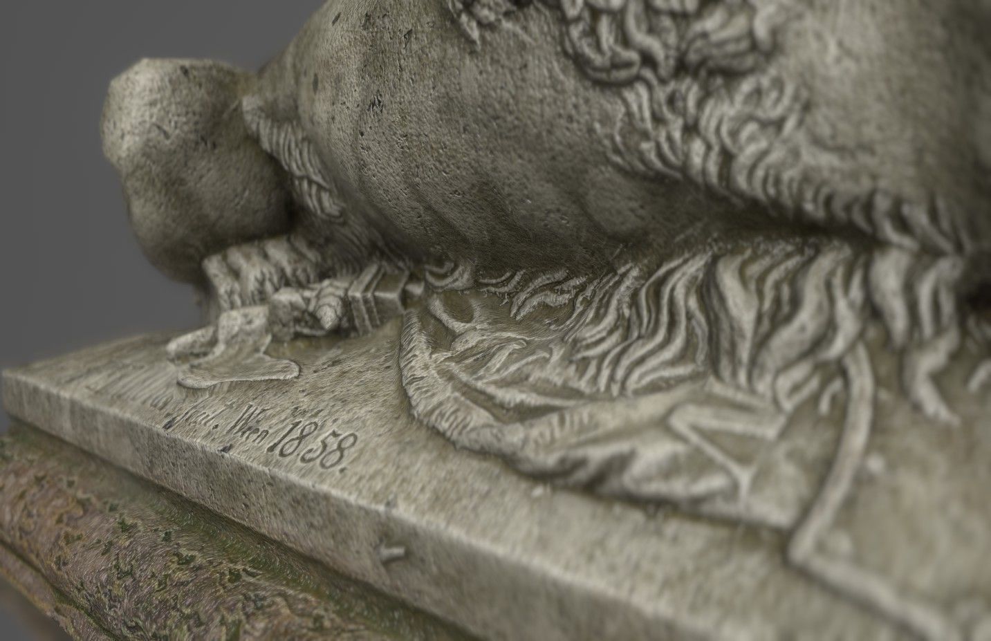 Old statue lion Low-poly realistic PBR 3D model and printable Low-poly 3D model_2