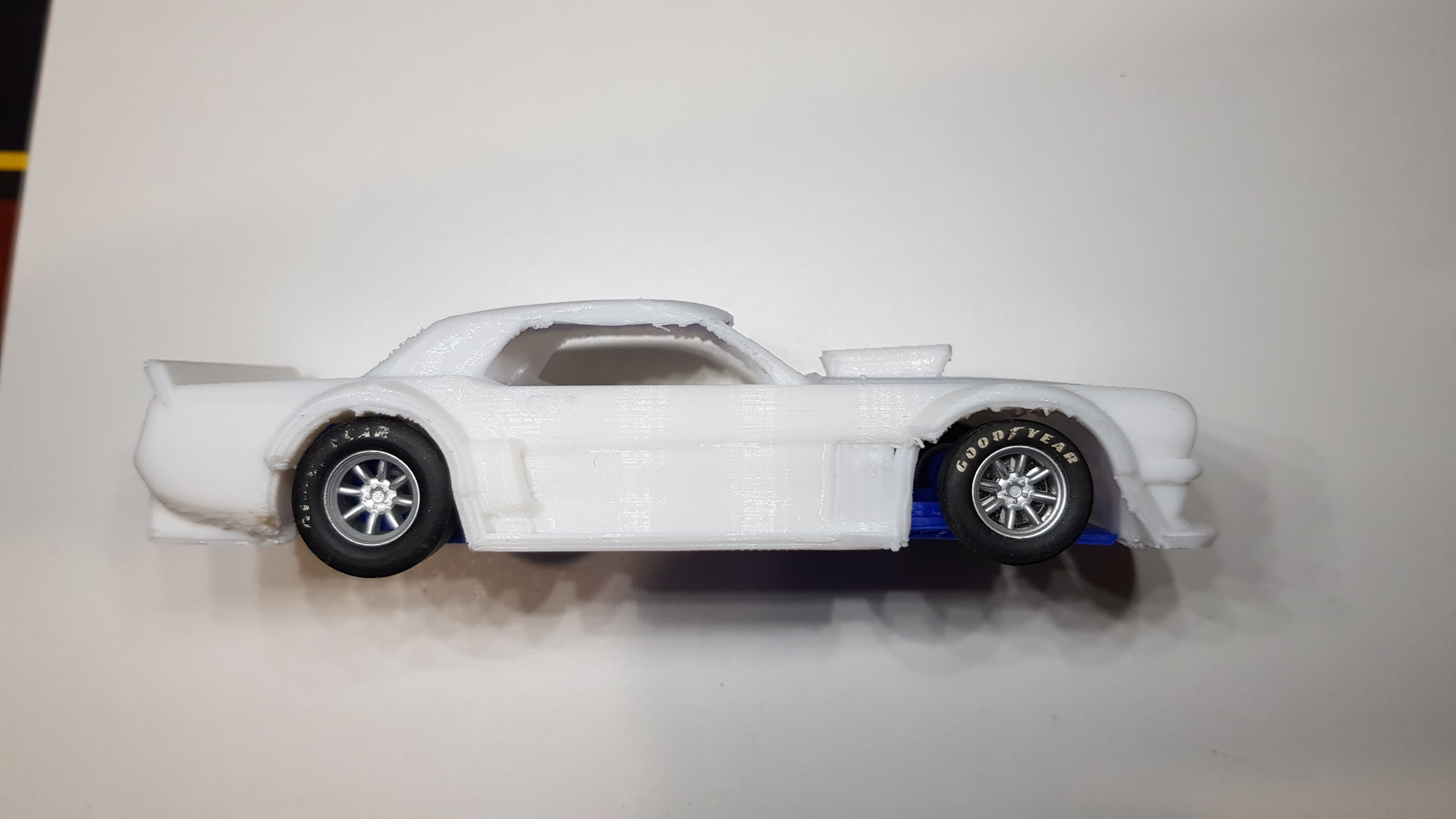 Hoonicorn slot car chassis 3D print model_4