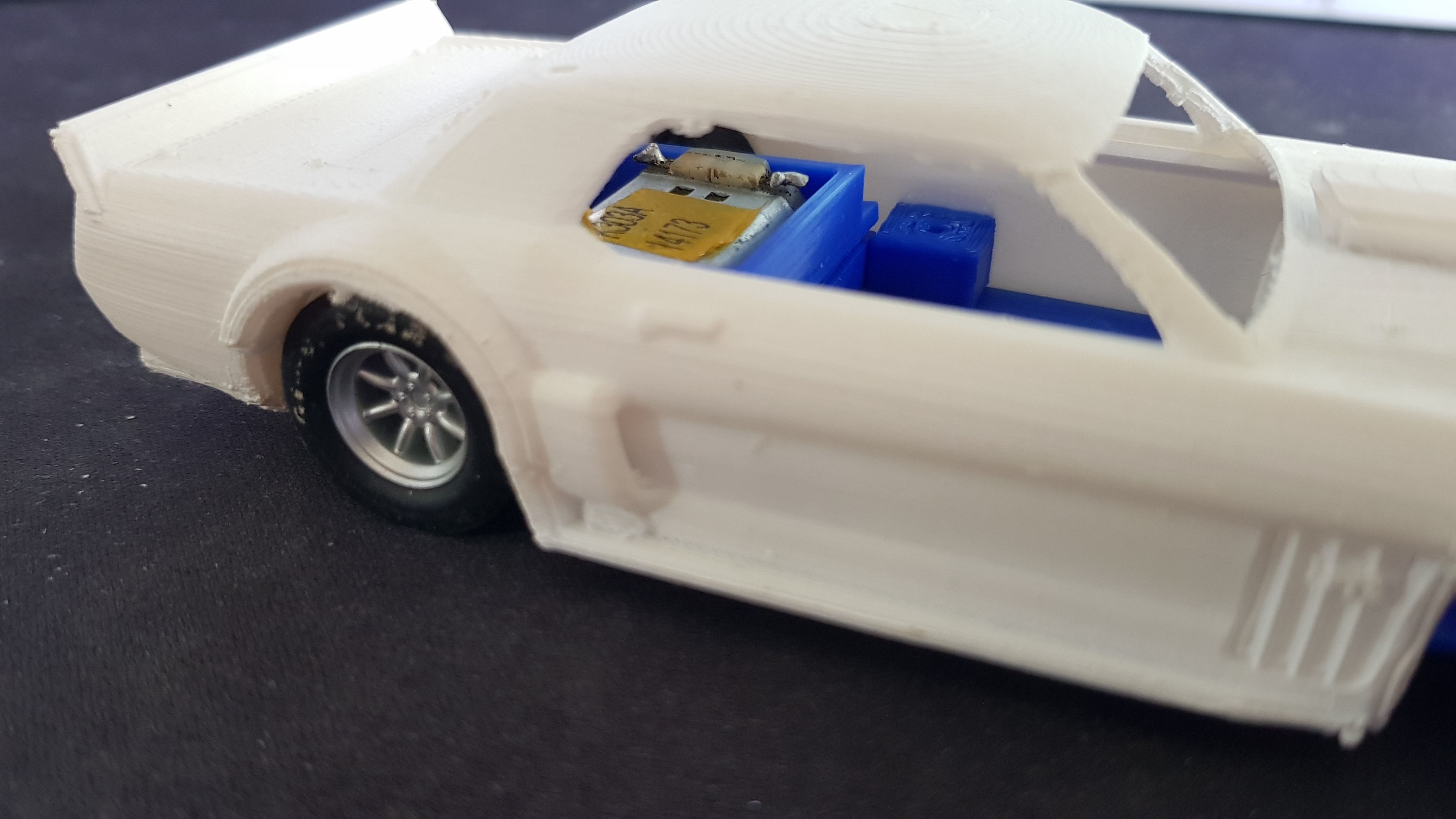 Hoonicorn slot car chassis 3D print model_7