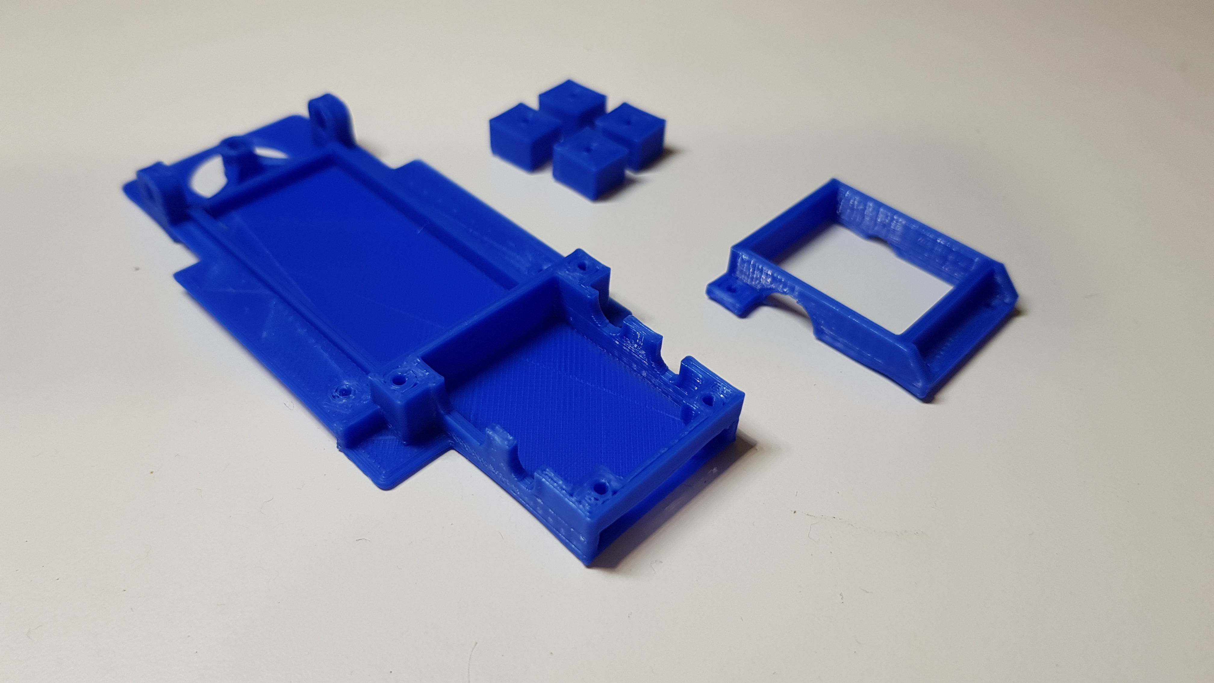 Hoonicorn slot car chassis 3D print model_5