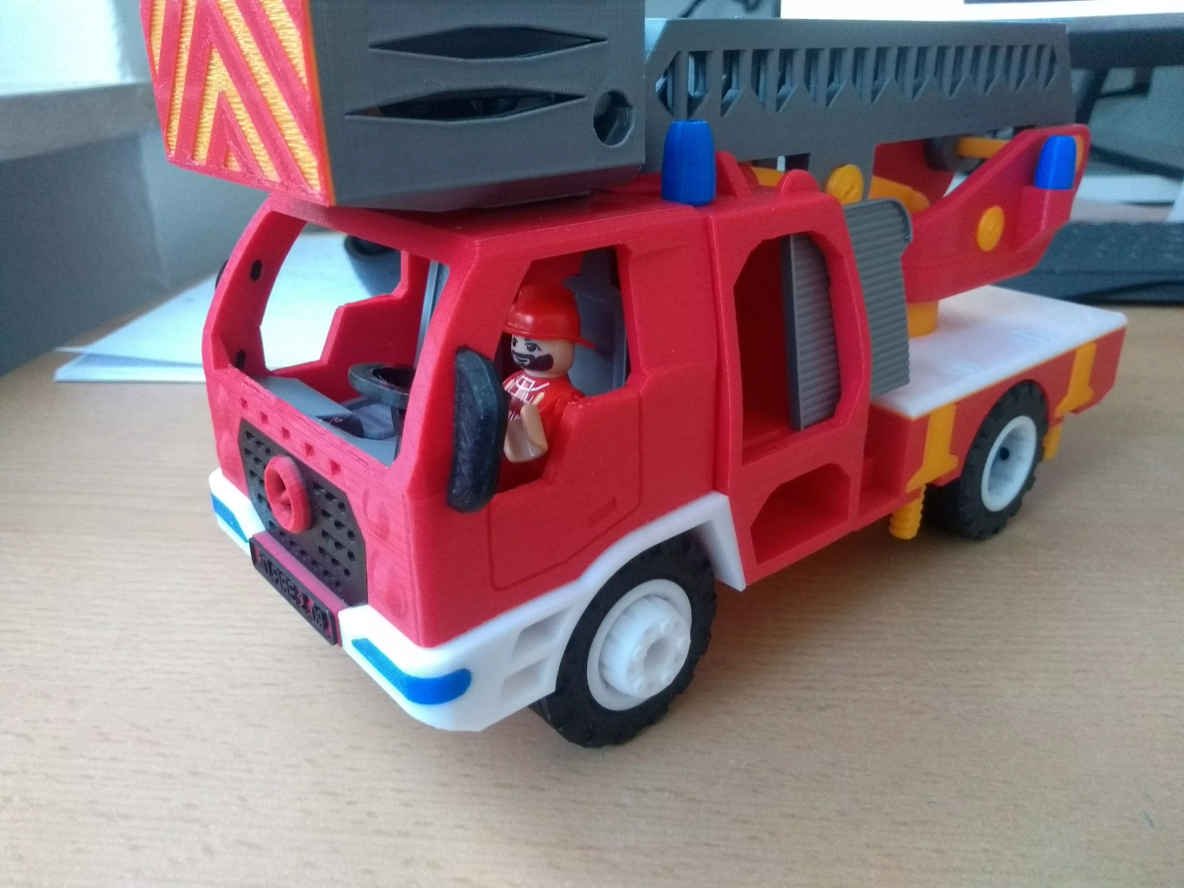 Fire truck with ladder toy fully 3D printable 3D print model_0