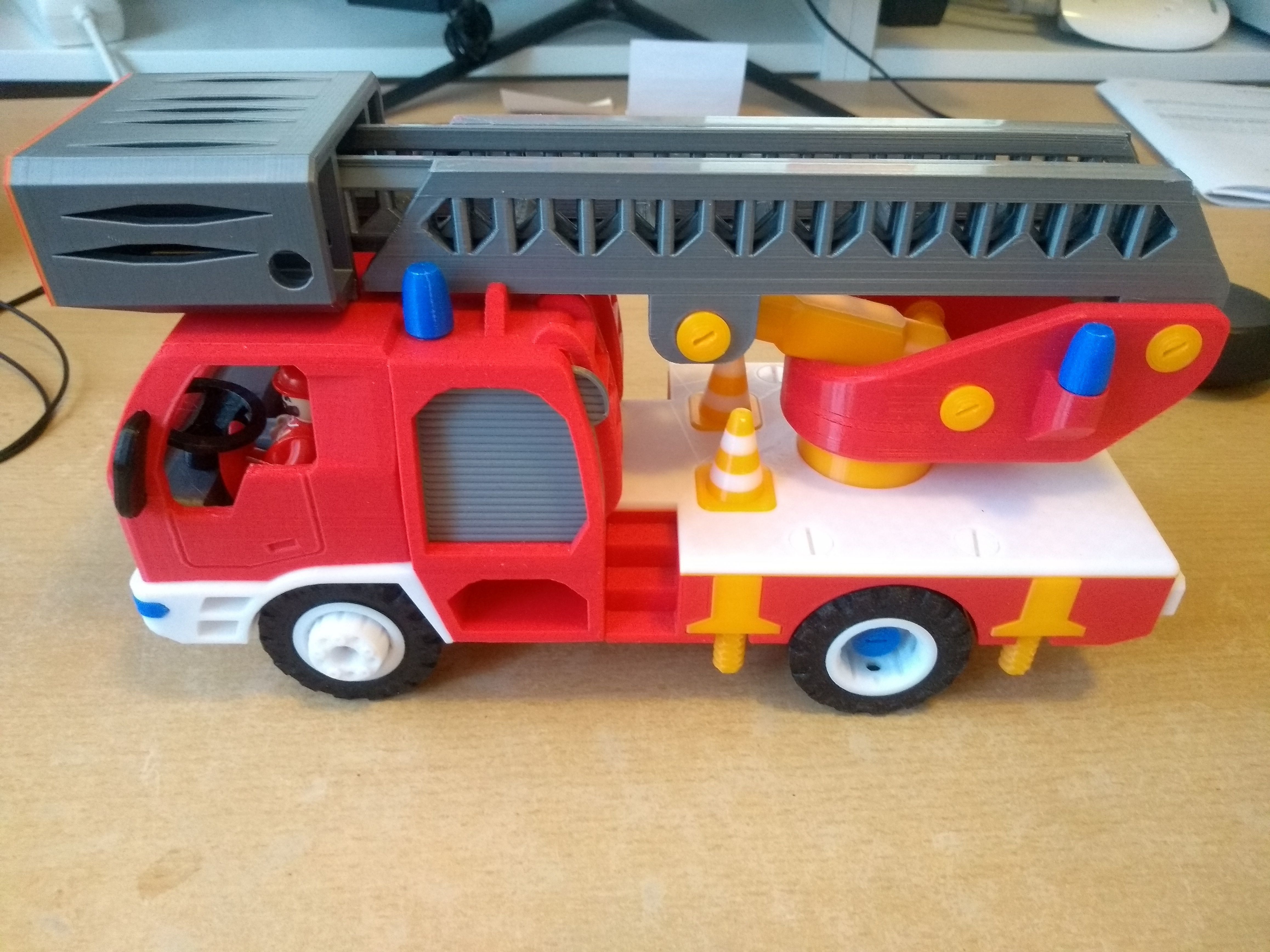 Fire truck with ladder toy fully 3D printable 3D print model_4