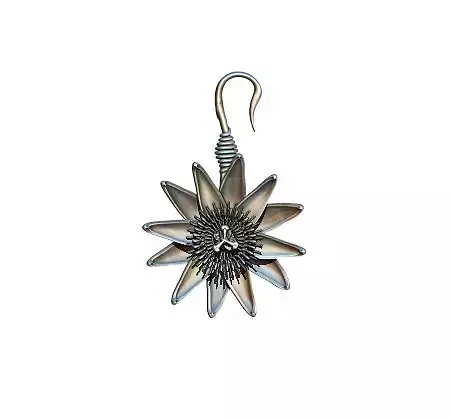 Flower highpoly silver hanging from hook