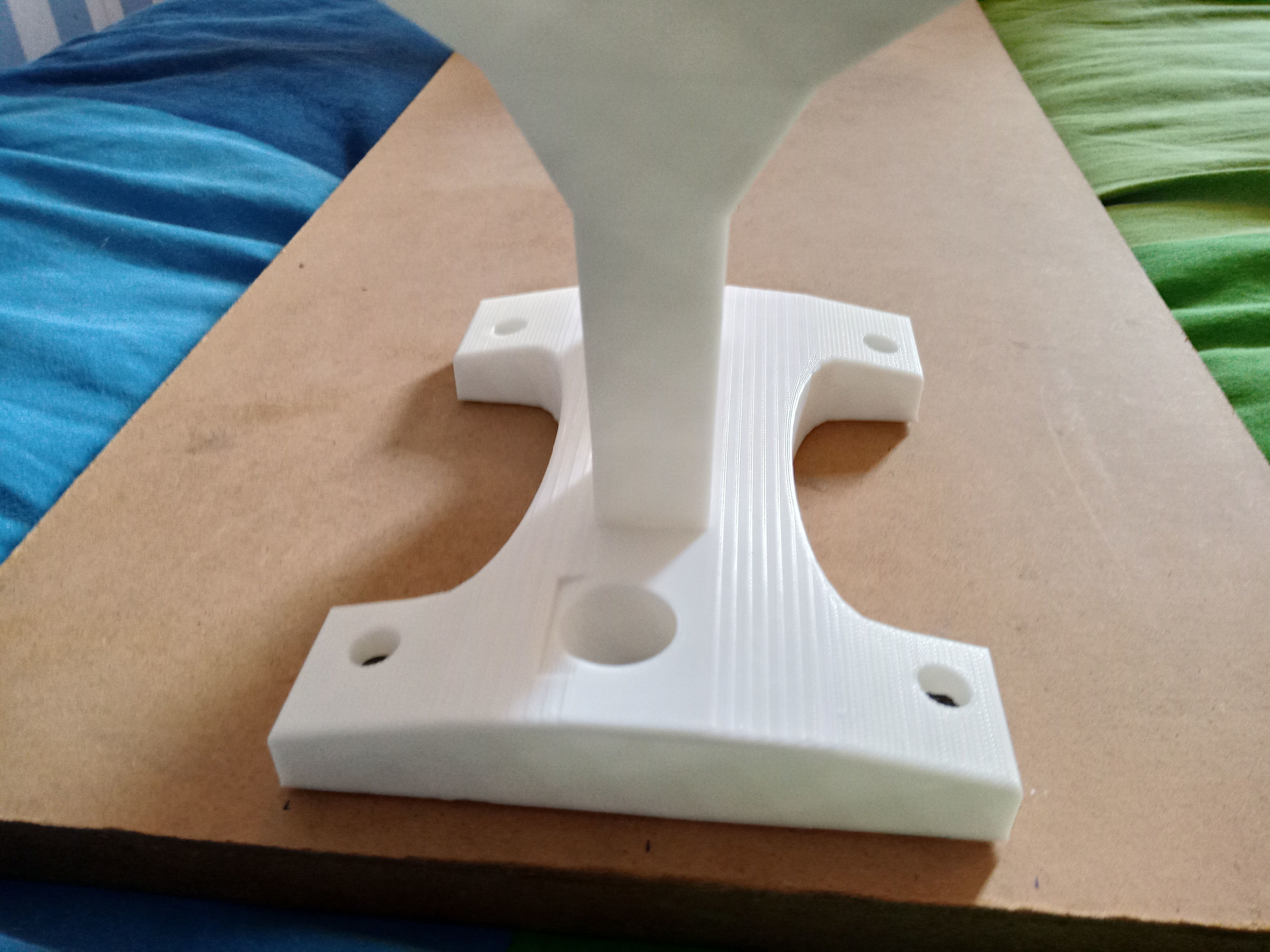 Bed table - Table de lit - Mesa de cama 3D print model_3