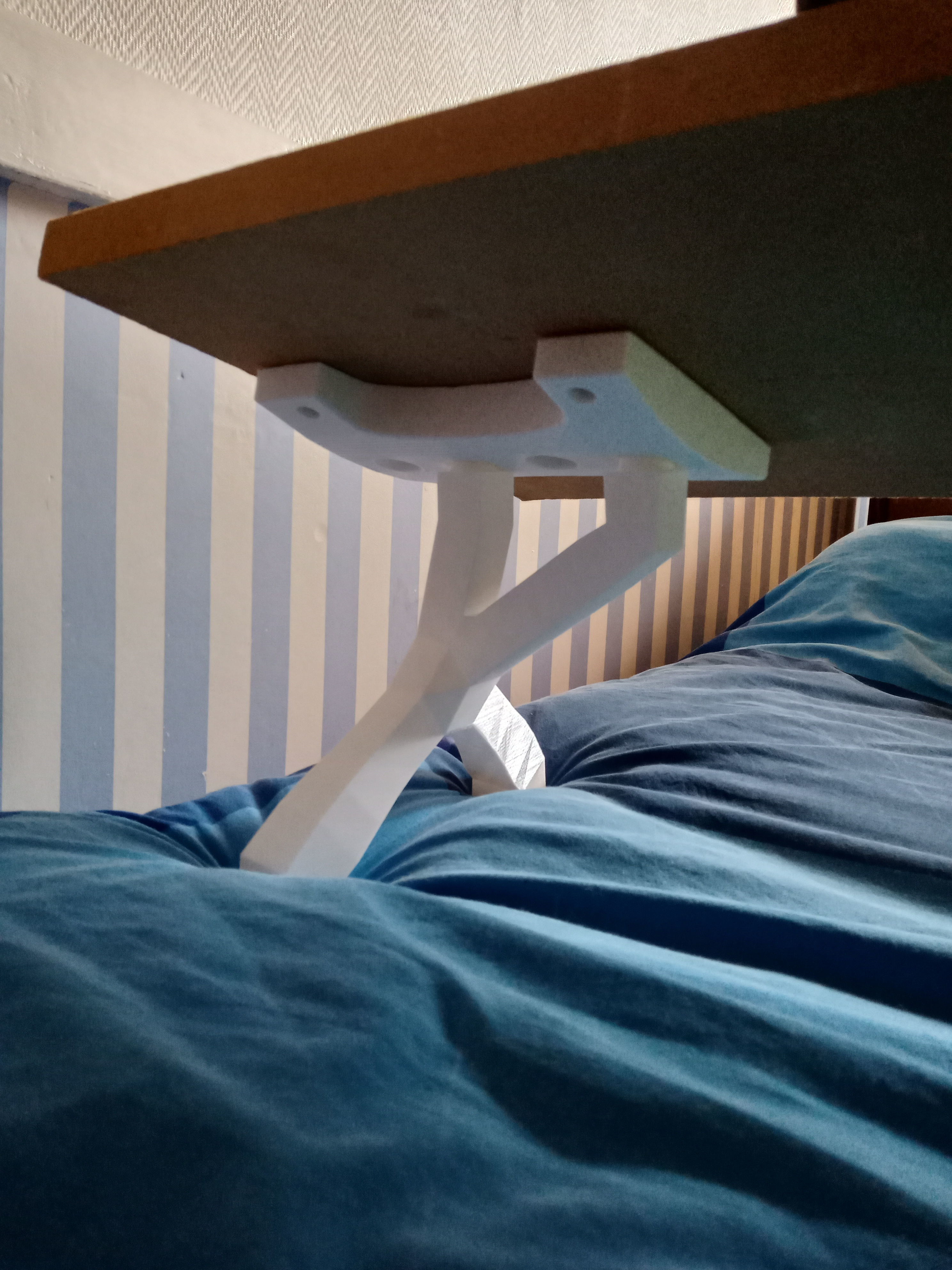 Bed table - Table de lit - Mesa de cama 3D print model_7