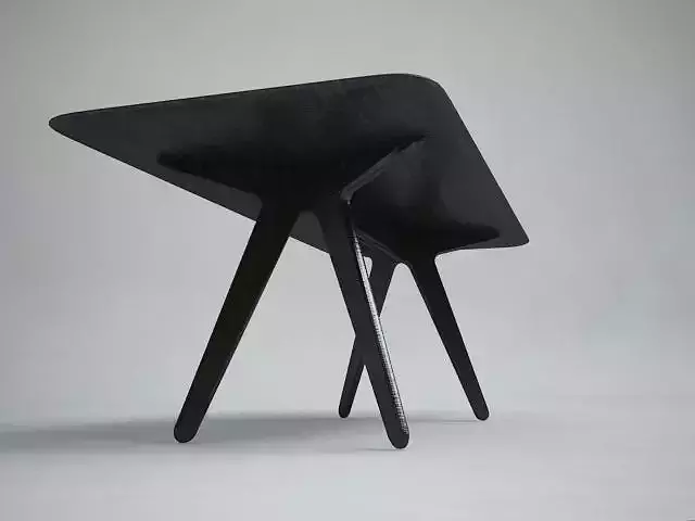 TOM DIXON SLAB DINING TABLE