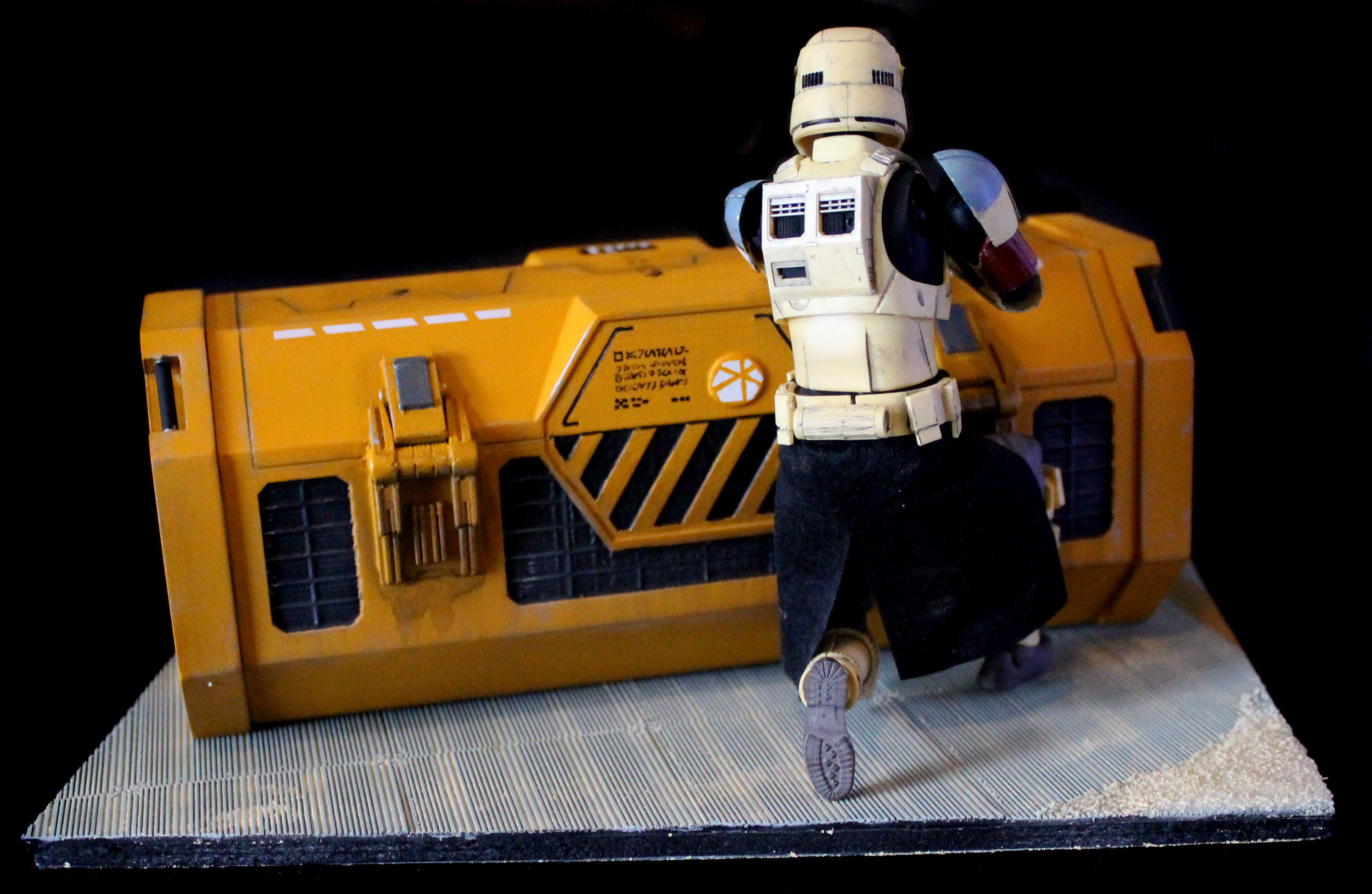 Rogue One Kyber crystal container Free 3D print model_24