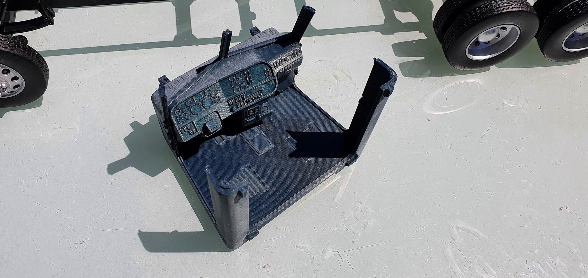 Peterbilt 389 - detailed scale model kit 3D print model_29