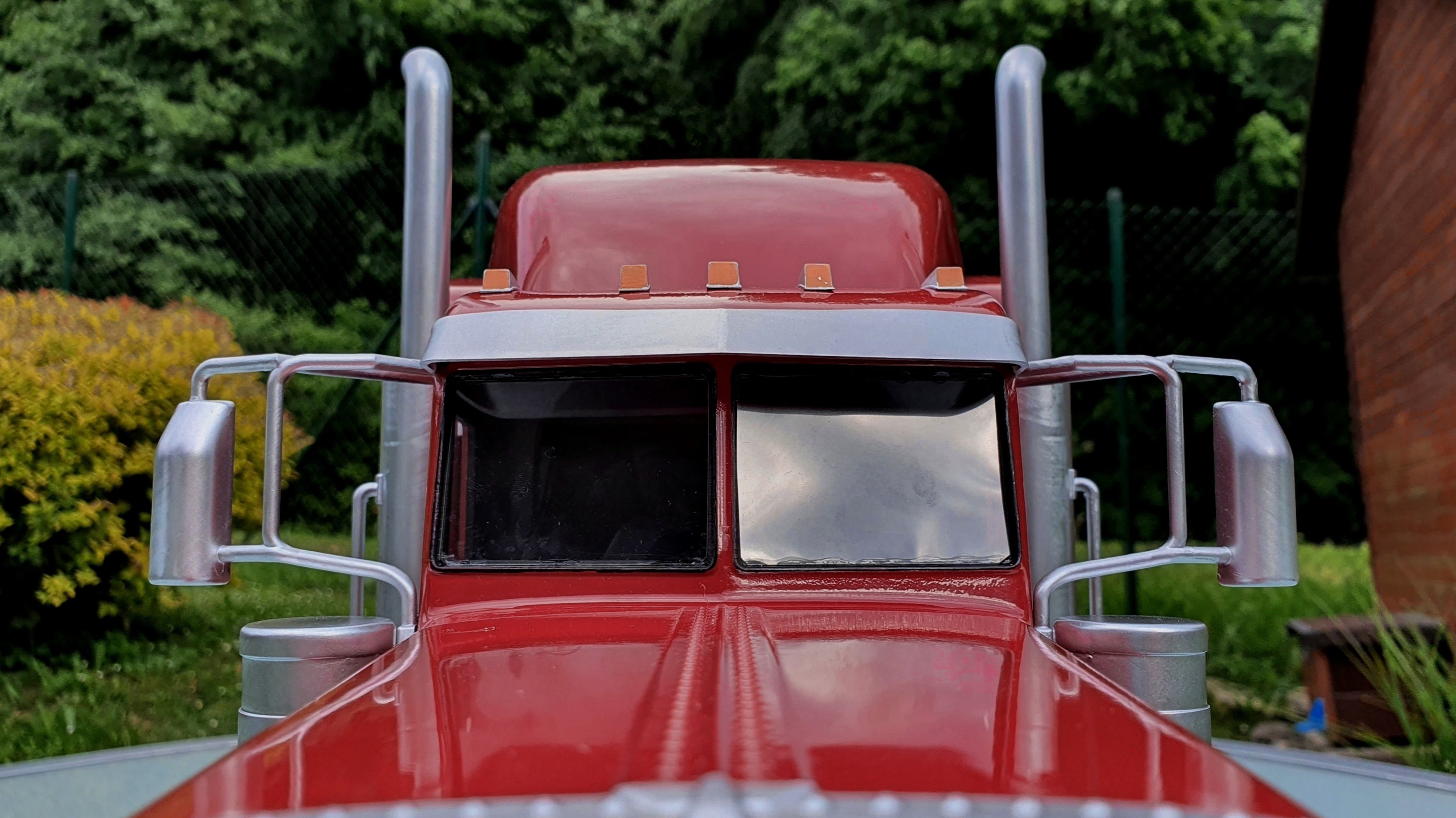 Peterbilt 389 - detailed scale model kit 3D print model_18