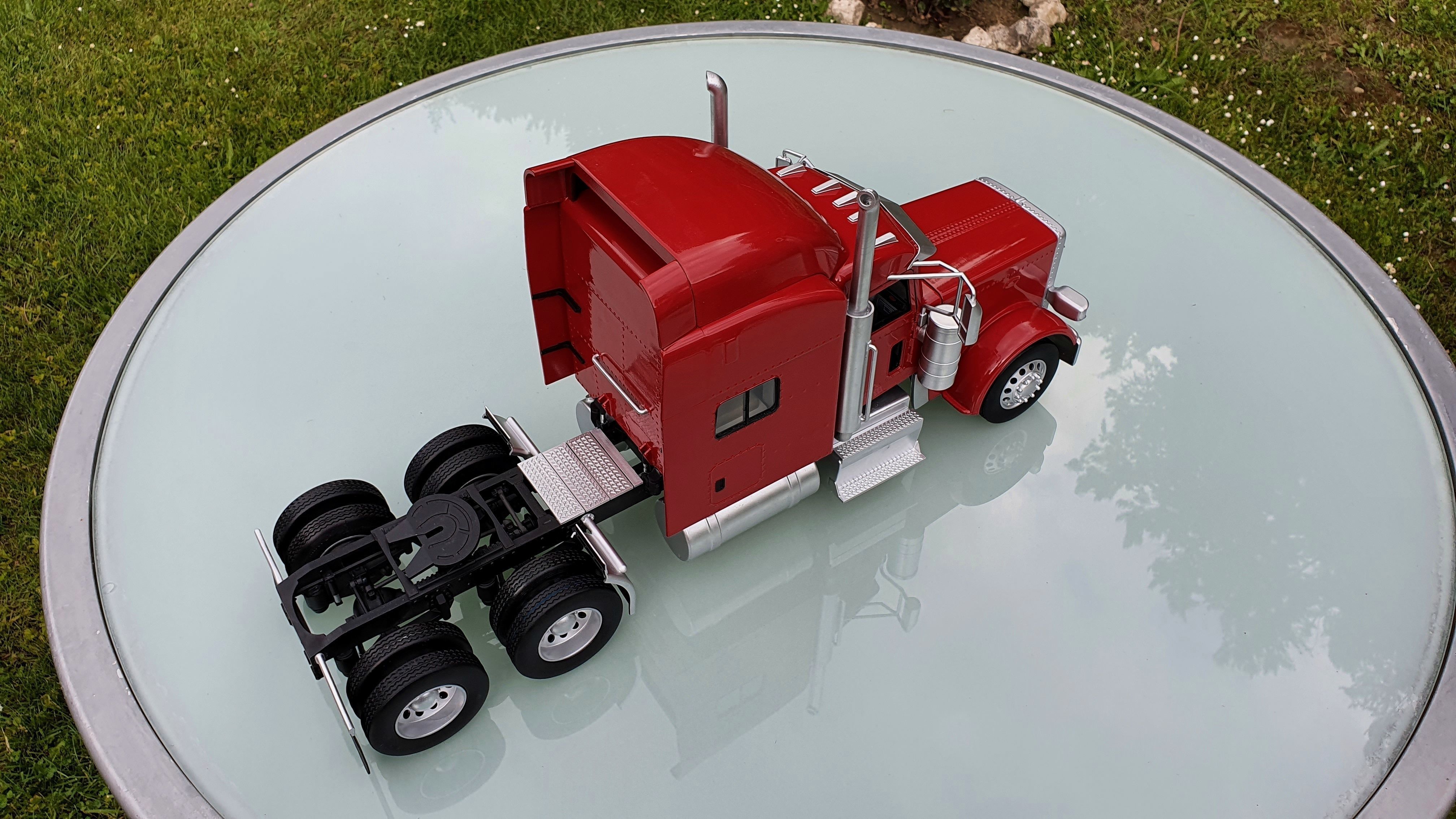 Peterbilt 389 - detailed scale model kit 3D print model_12