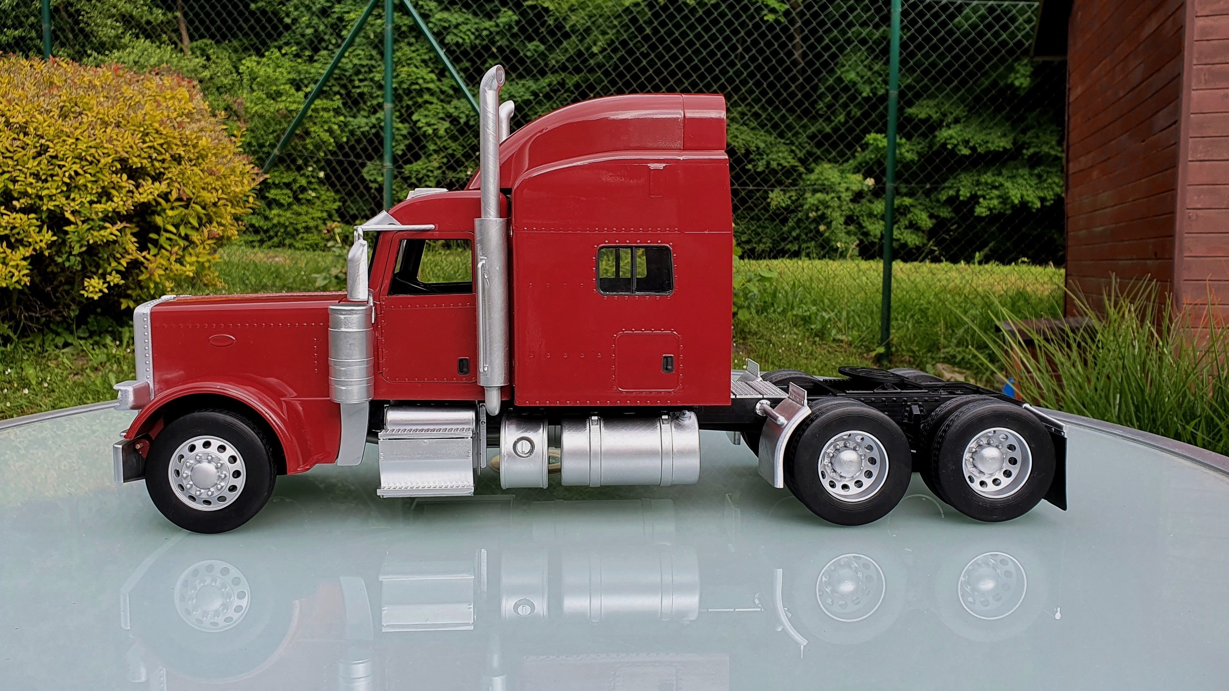 Peterbilt 389 - detailed scale model kit 3D print model_2
