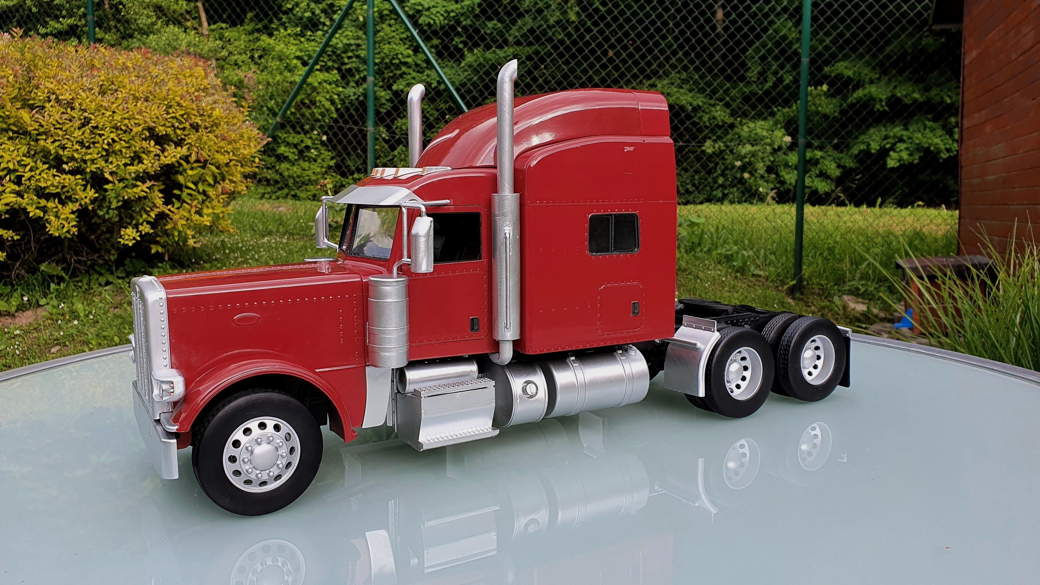 Peterbilt 389 - detailed scale model kit 3D print model_1