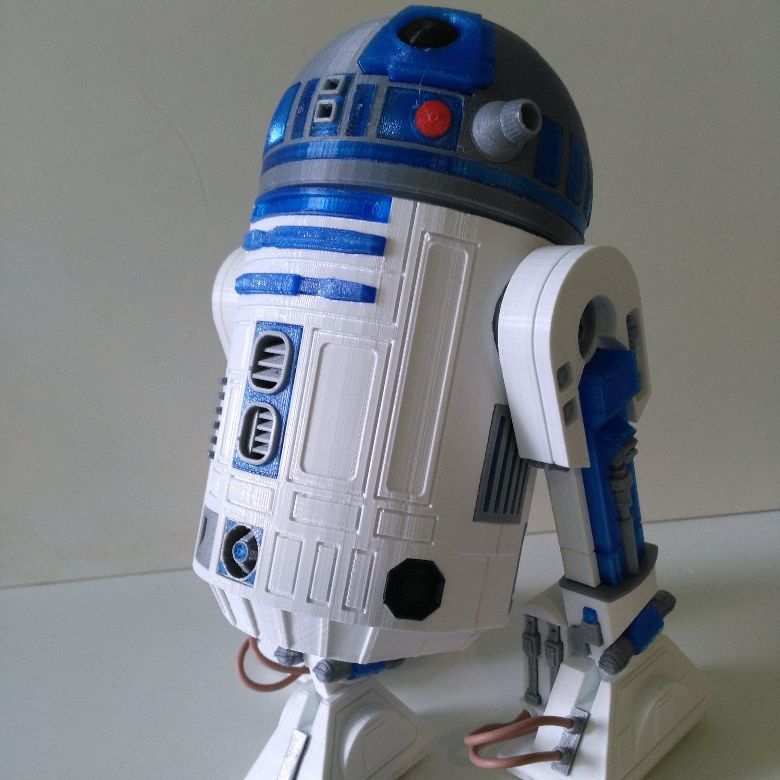 STAR WARS R2D2 detailed printable 360 deg rotating openable head 3D print model_11