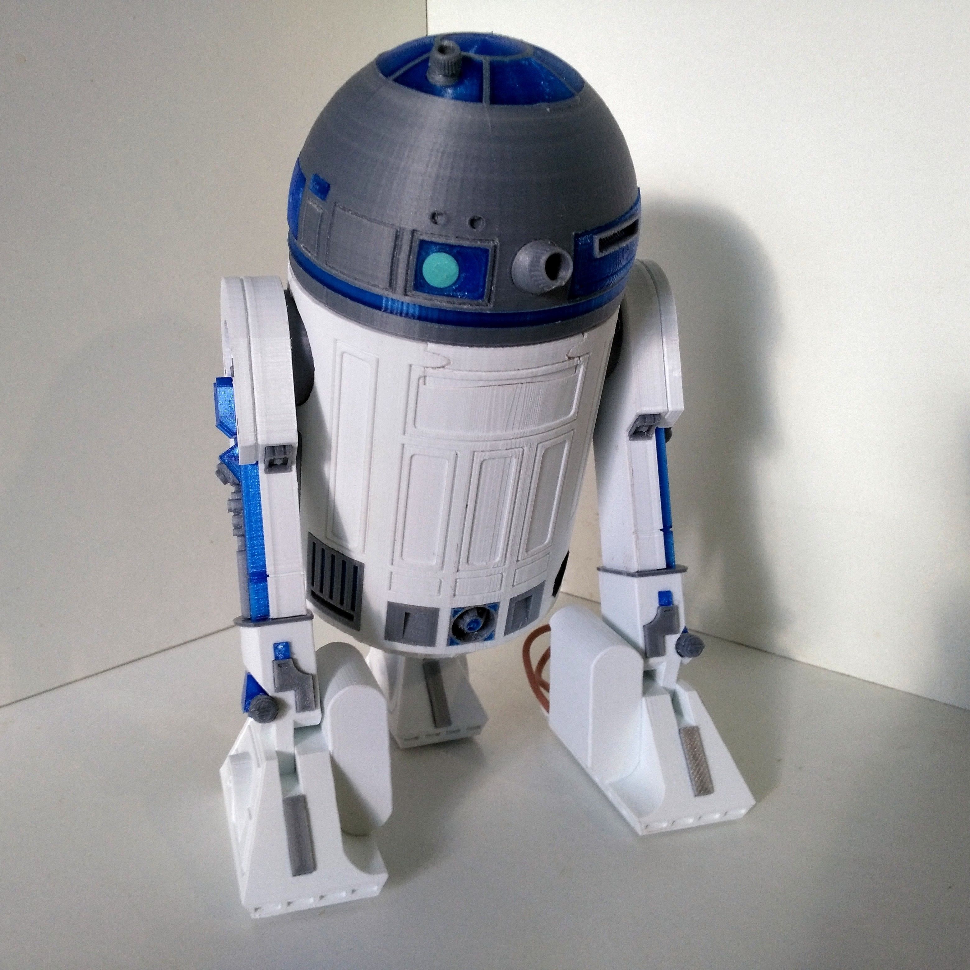 STAR WARS R2D2 detailed printable 360 deg rotating openable head 3D print model_5