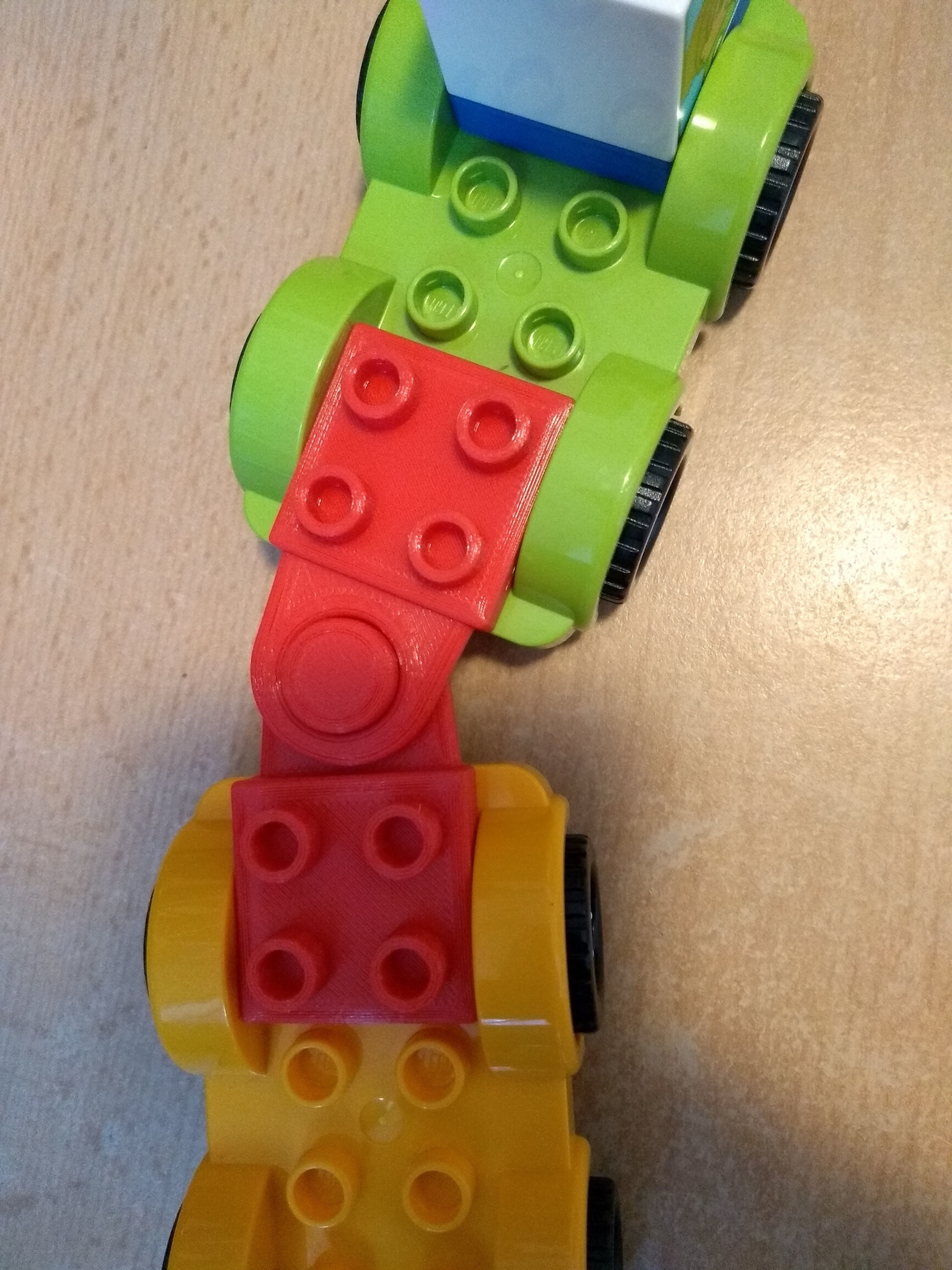 duplo-car-compatible couplers - 3D printable - no support Free 3D print model_2