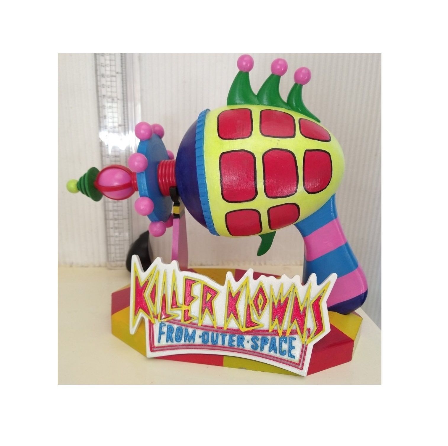 Killer Klowns from Outer Space Candy Floss Ray Gun and Stand 3D print model_2