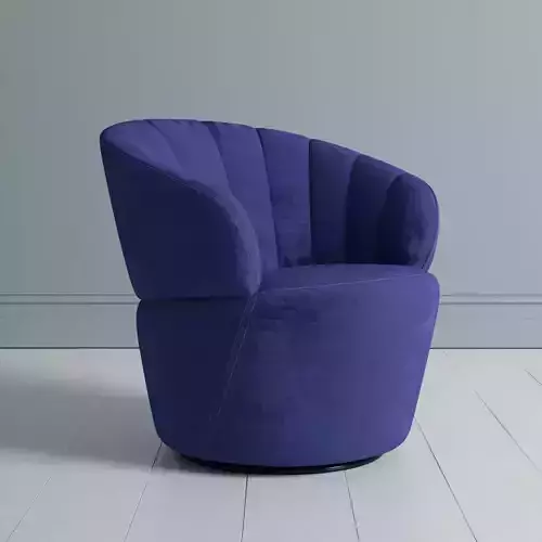 Swivel Scalloped Chair
