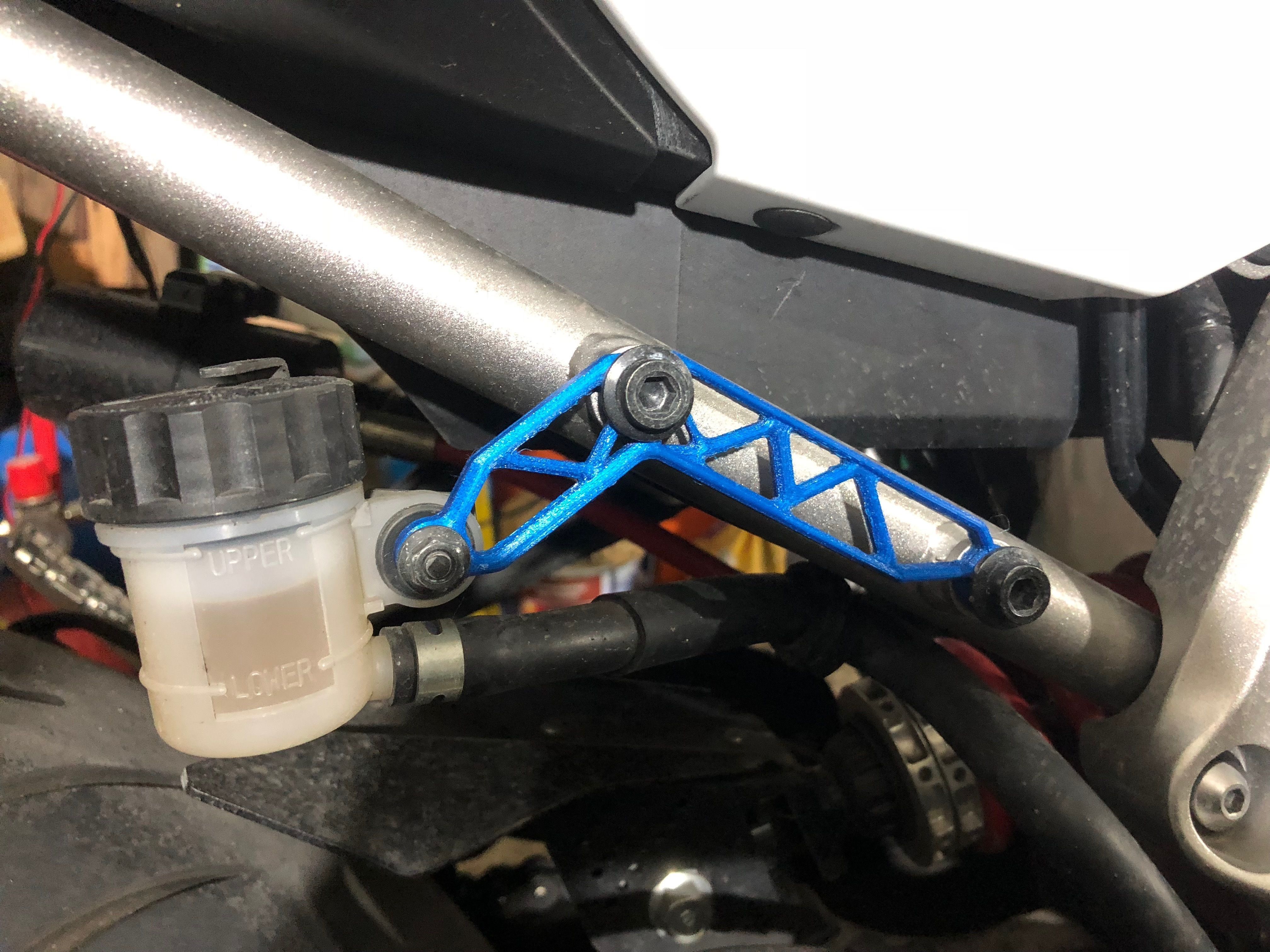 brake oil reservoir bracket mt 07  Fz 07 yamaha  5 designs  3D print model_4