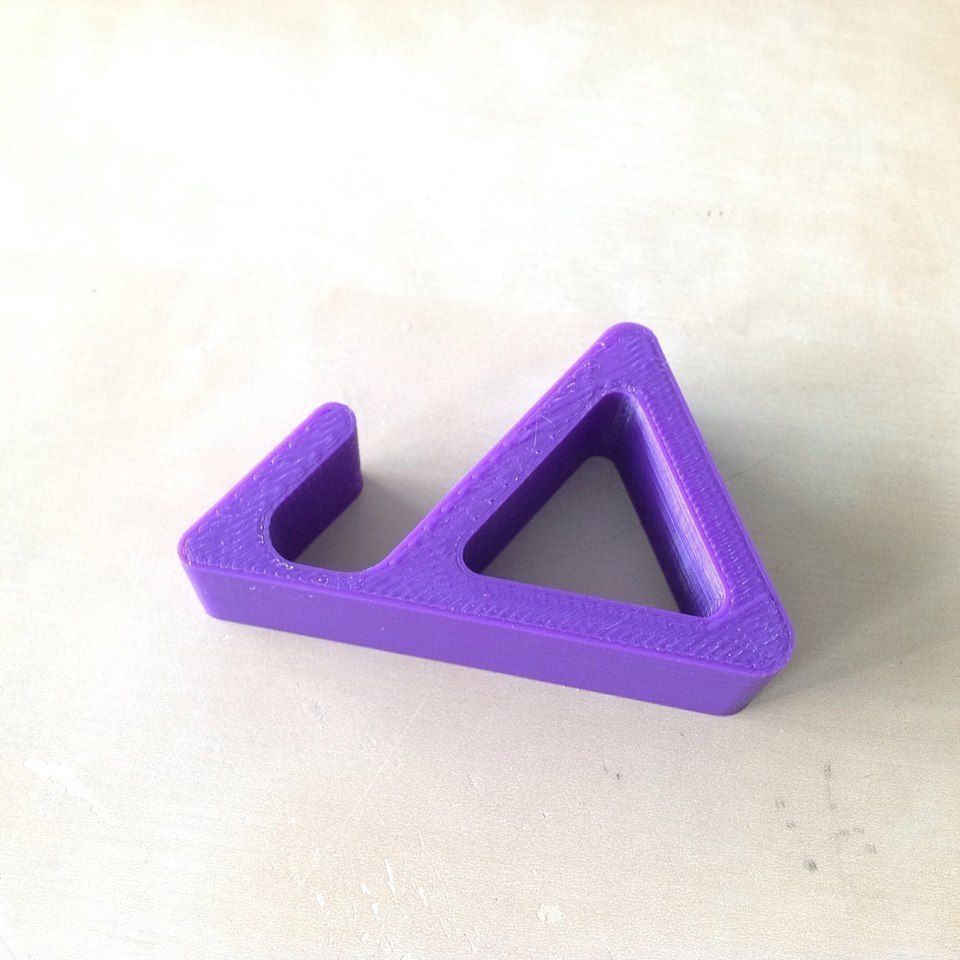 Simple iPad Stand Free 3D print model_10