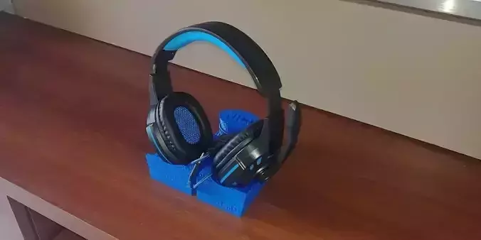 Universal Headphones Stand 3D Model