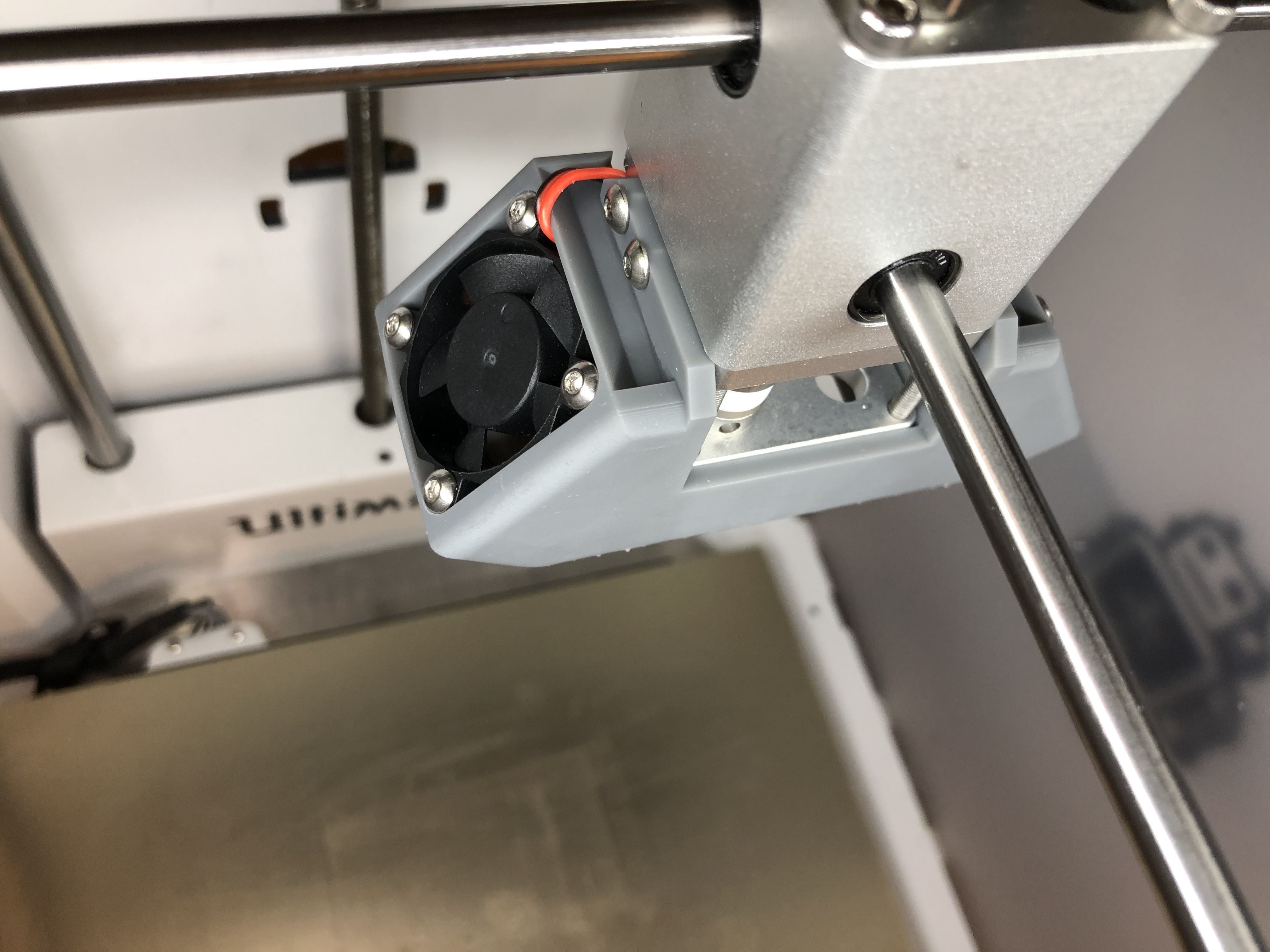 Ultimaker 2 fan casing extruder 3D print model_9