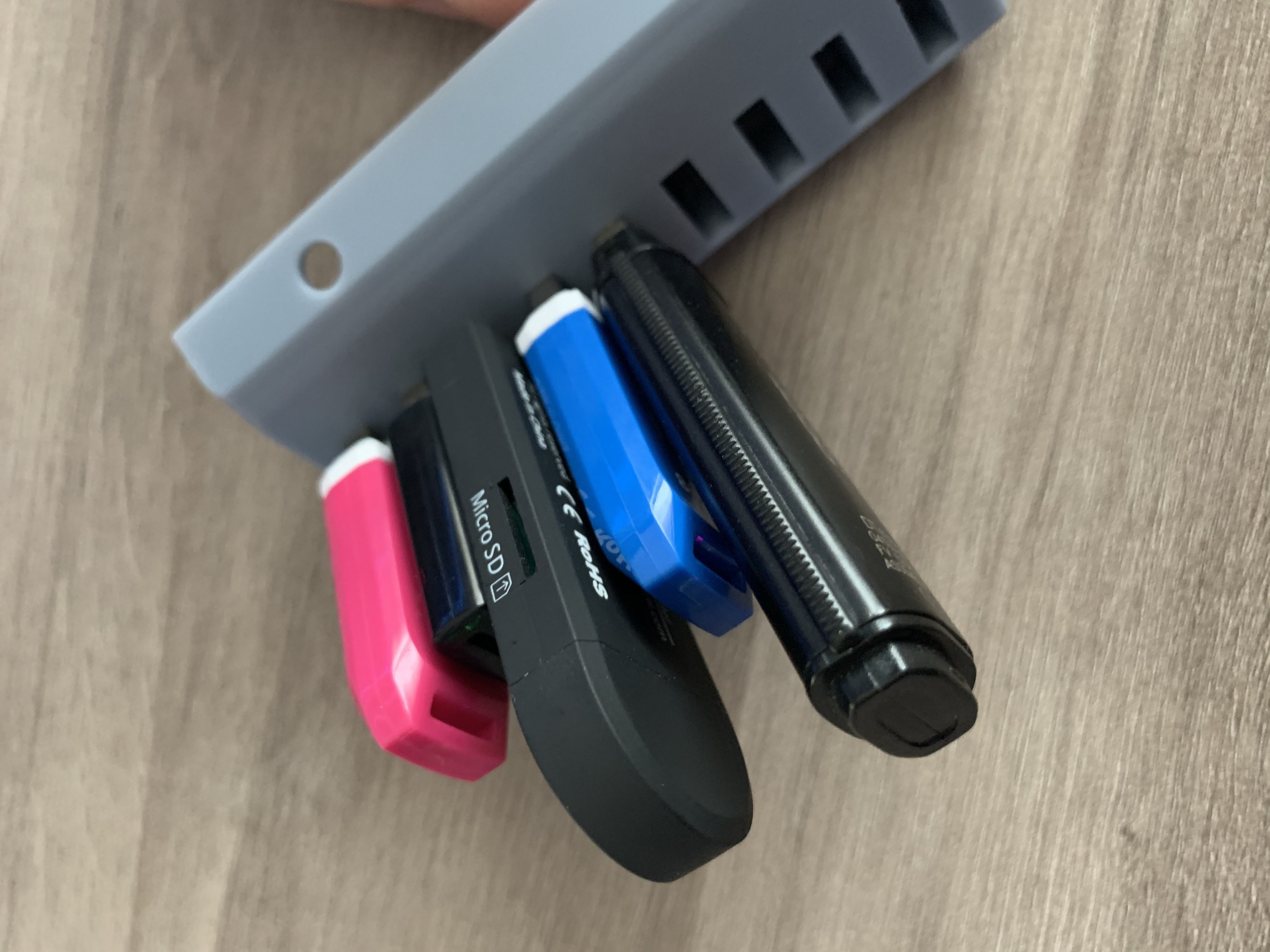 USB Holder - Organizer 3D print model_4