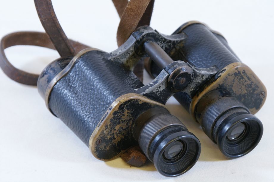 WWII Binoculars Low-poly 3D model_11