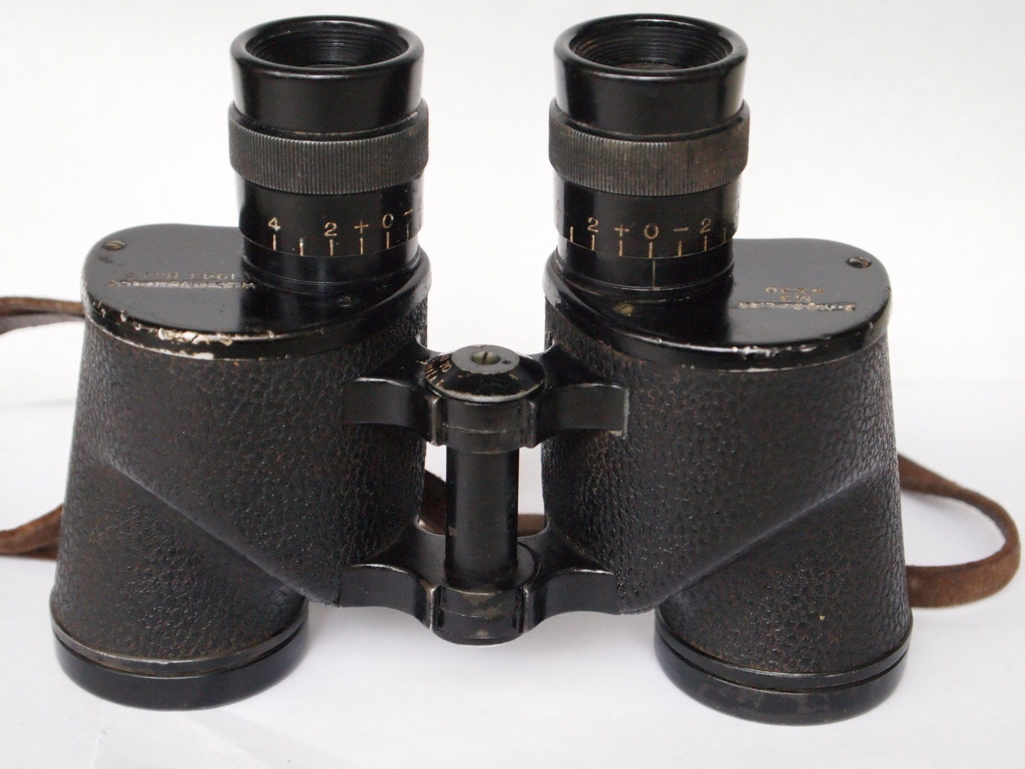 WWII Binoculars Low-poly 3D model_6