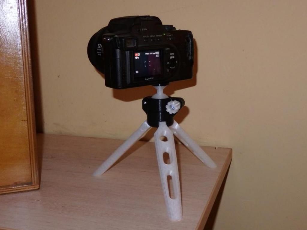 Camera tripod with ball joint and strong screw 3D print model_2