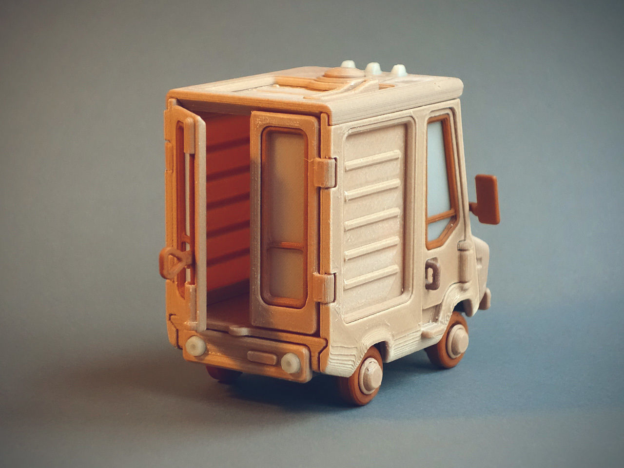 Piggy Van Jr Free 3D print model_1
