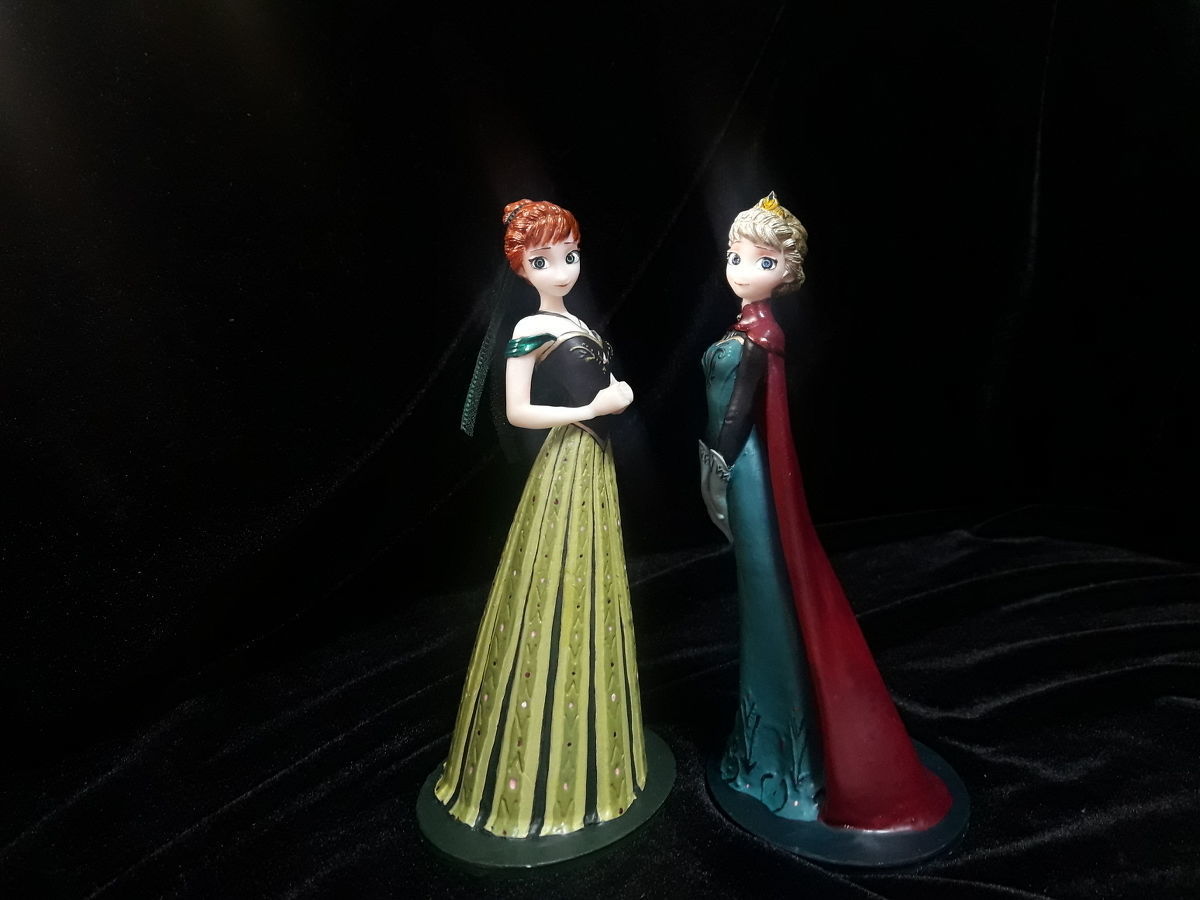 ANNA CORONATION DRESS MODEL 3D print model_7