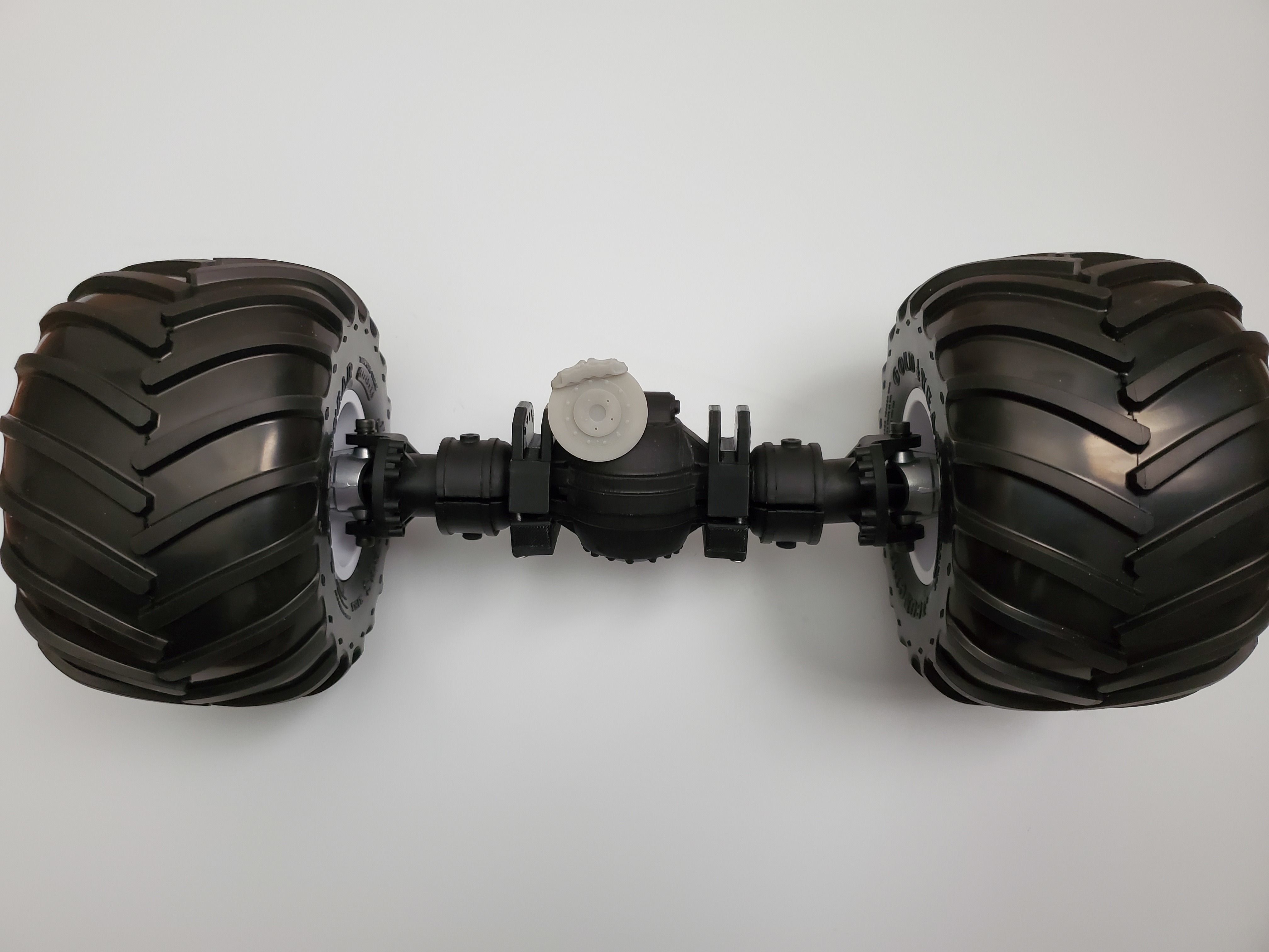 RC Monster Truck Axle Rockwell Axle Free 3D print model_1