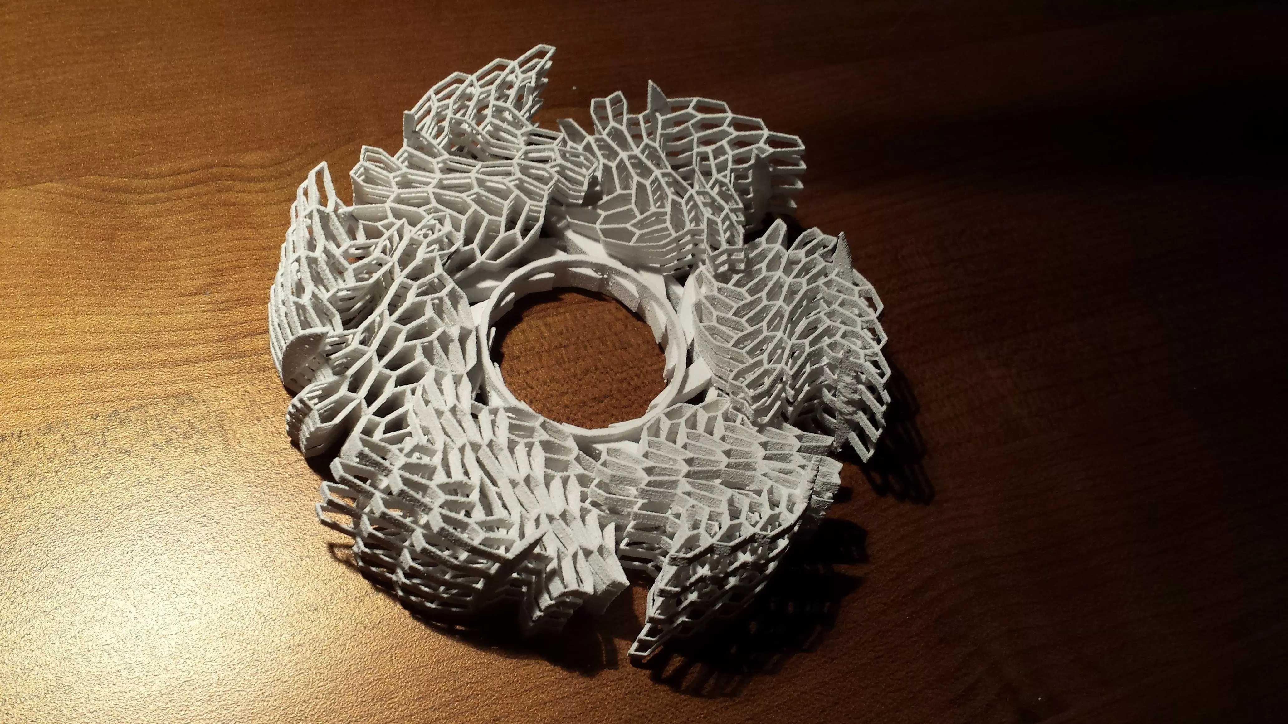 tessell-flower glow in chess board Free 3D print model_0