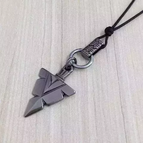 pendant with arrow