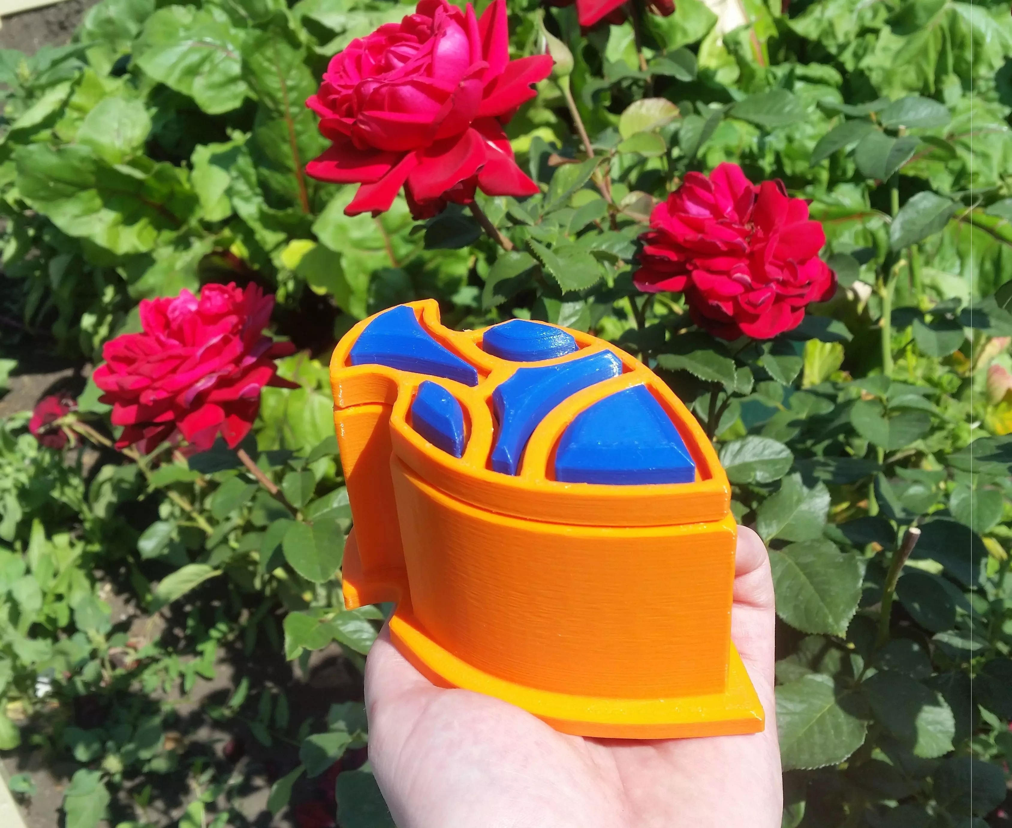 gold lootbox 3d print Free 3D print model