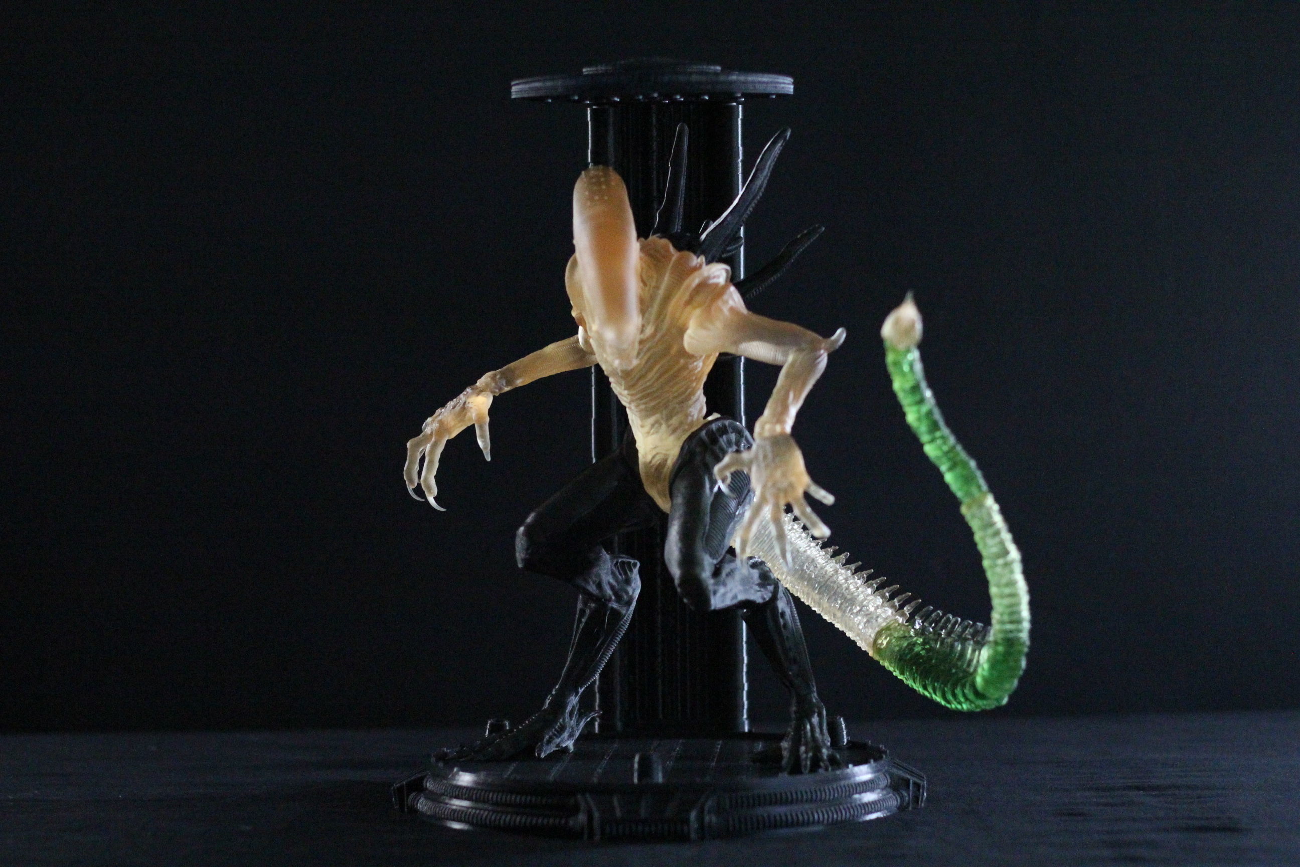 Alien Xenomorph 3D Print On Toxic Chamber Diorama  3D print model_31