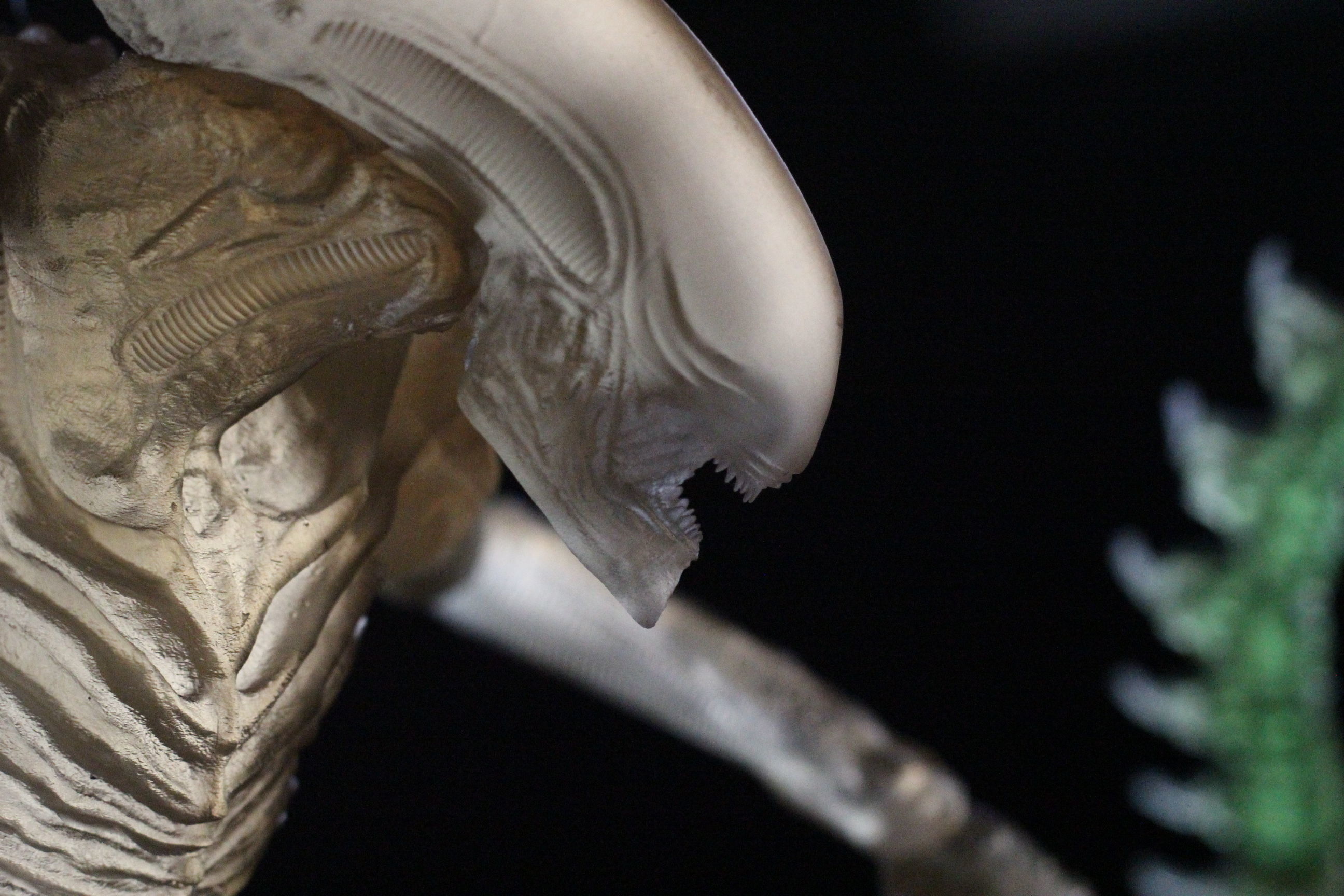 Alien Xenomorph 3D Print On Toxic Chamber Diorama  3D print model_52