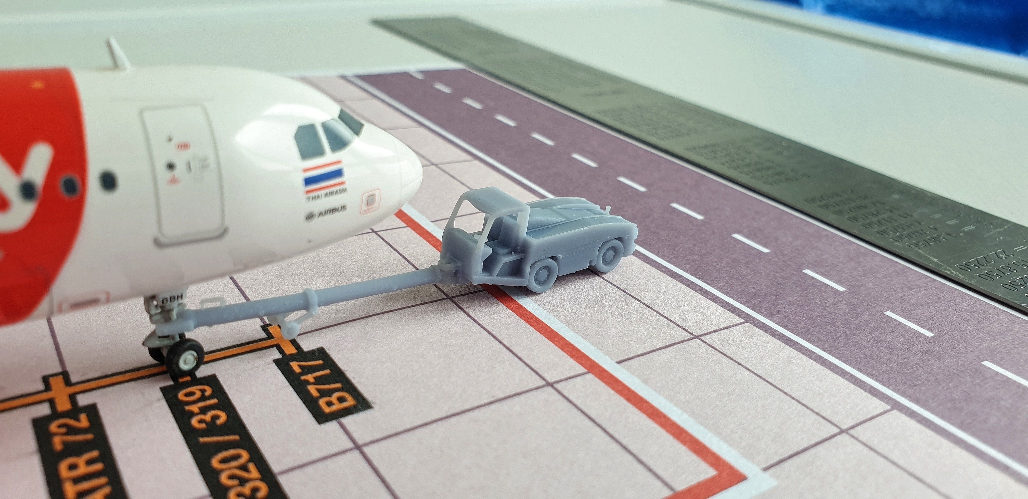 TLD TMX 150 pushback tractor 3D print model_1