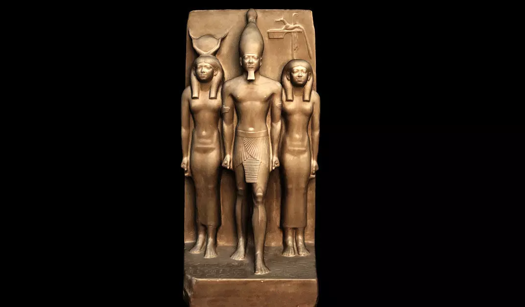 The Egyptian King Menkaura the goddess Hathor 3D model_0
