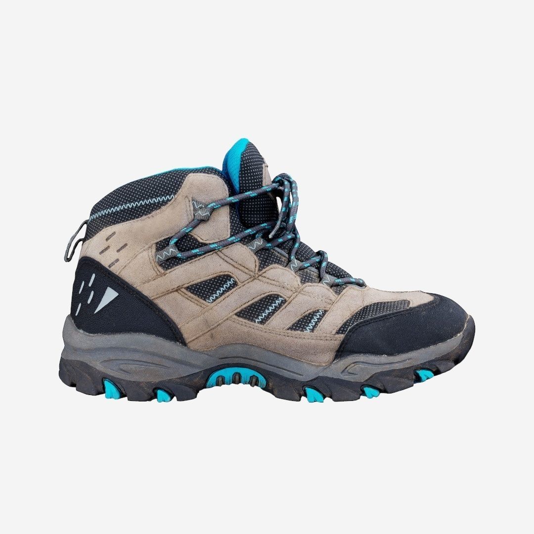 26 Footwear Low-poly 3D model_14