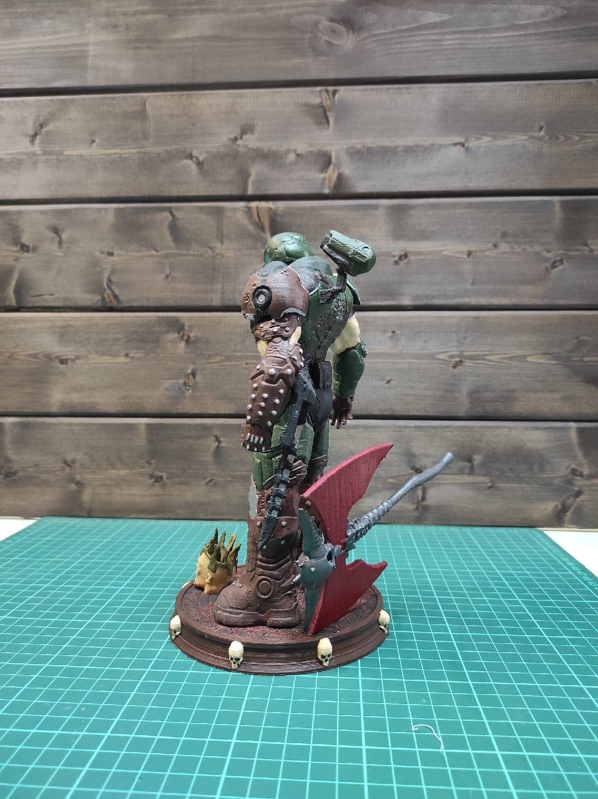 DOOM SLAYER WHITH BGF 3D print model_11