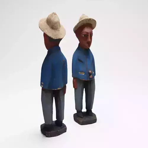 Blue Man an African wood sculpture 3d scan