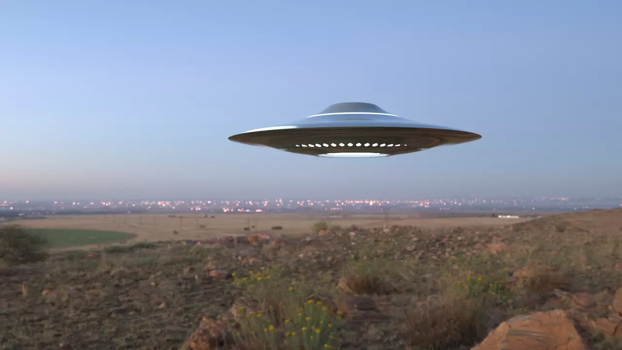 Spaceship Realistic Ufo - Ovni - Nave Espacial 3D model_0