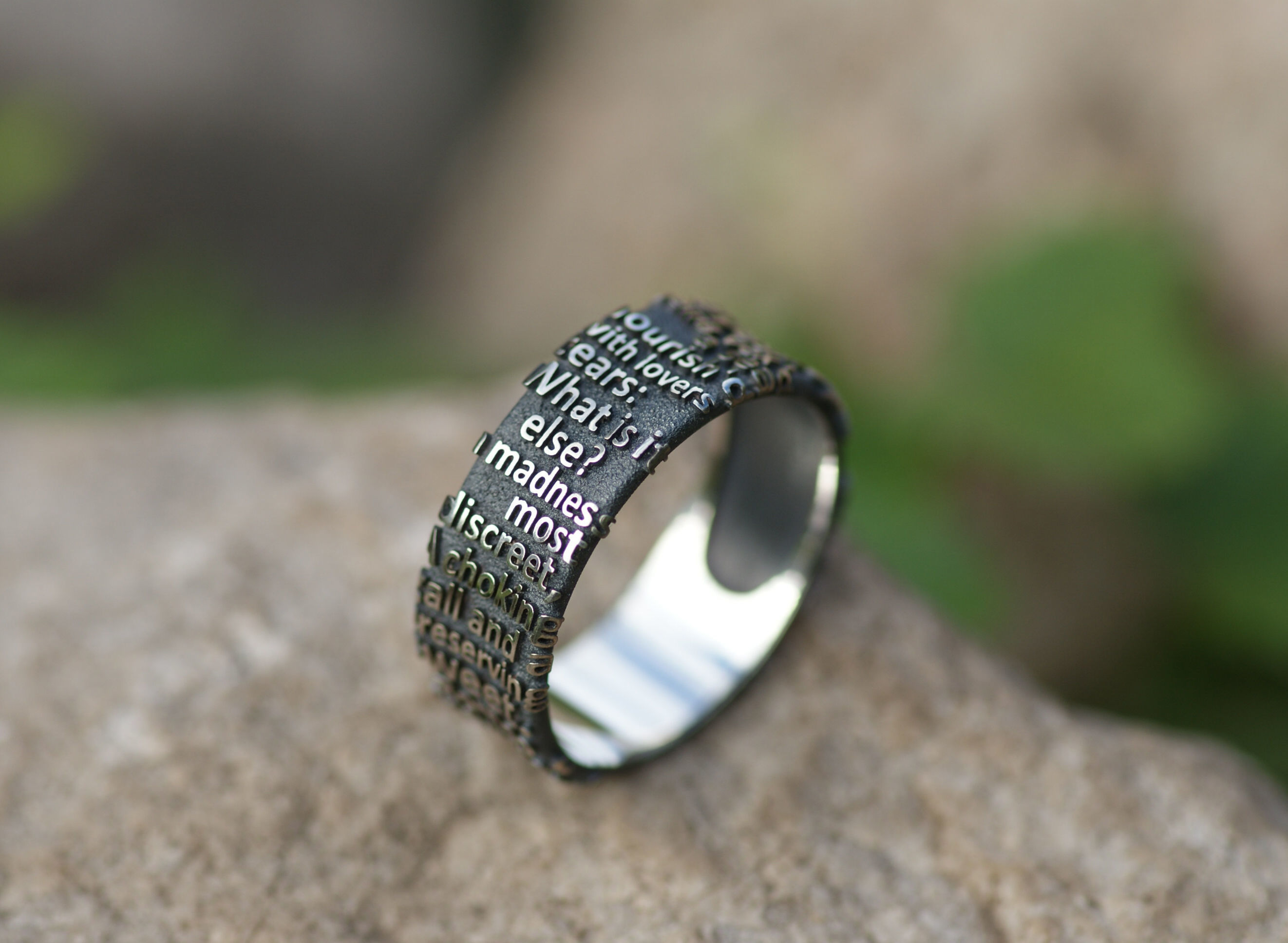 Romeo and Juliet ring 3D print model_1