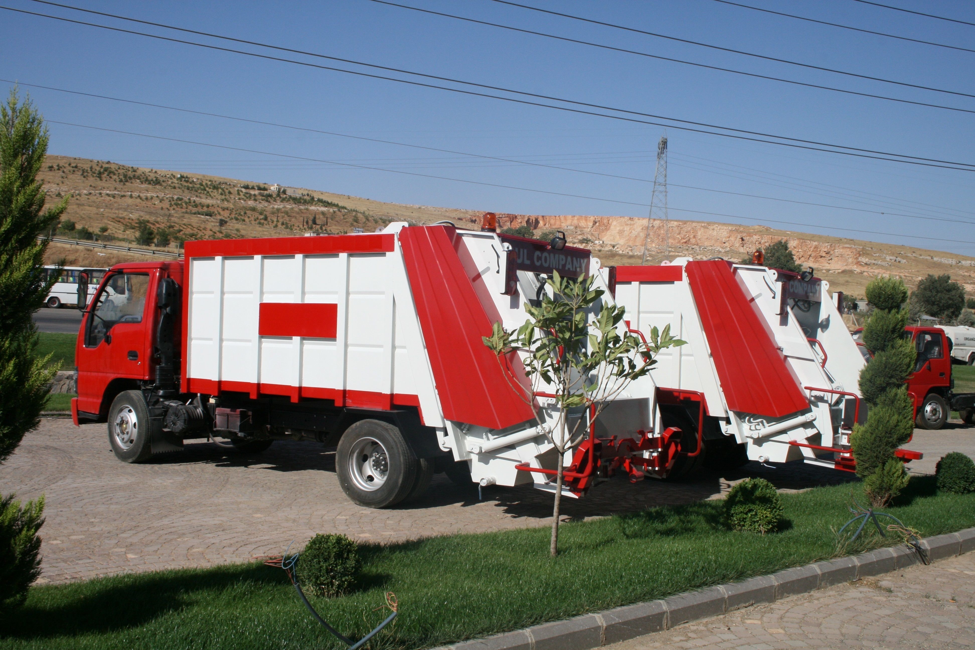 Original Sized Real Garbage Truck 3D model_4